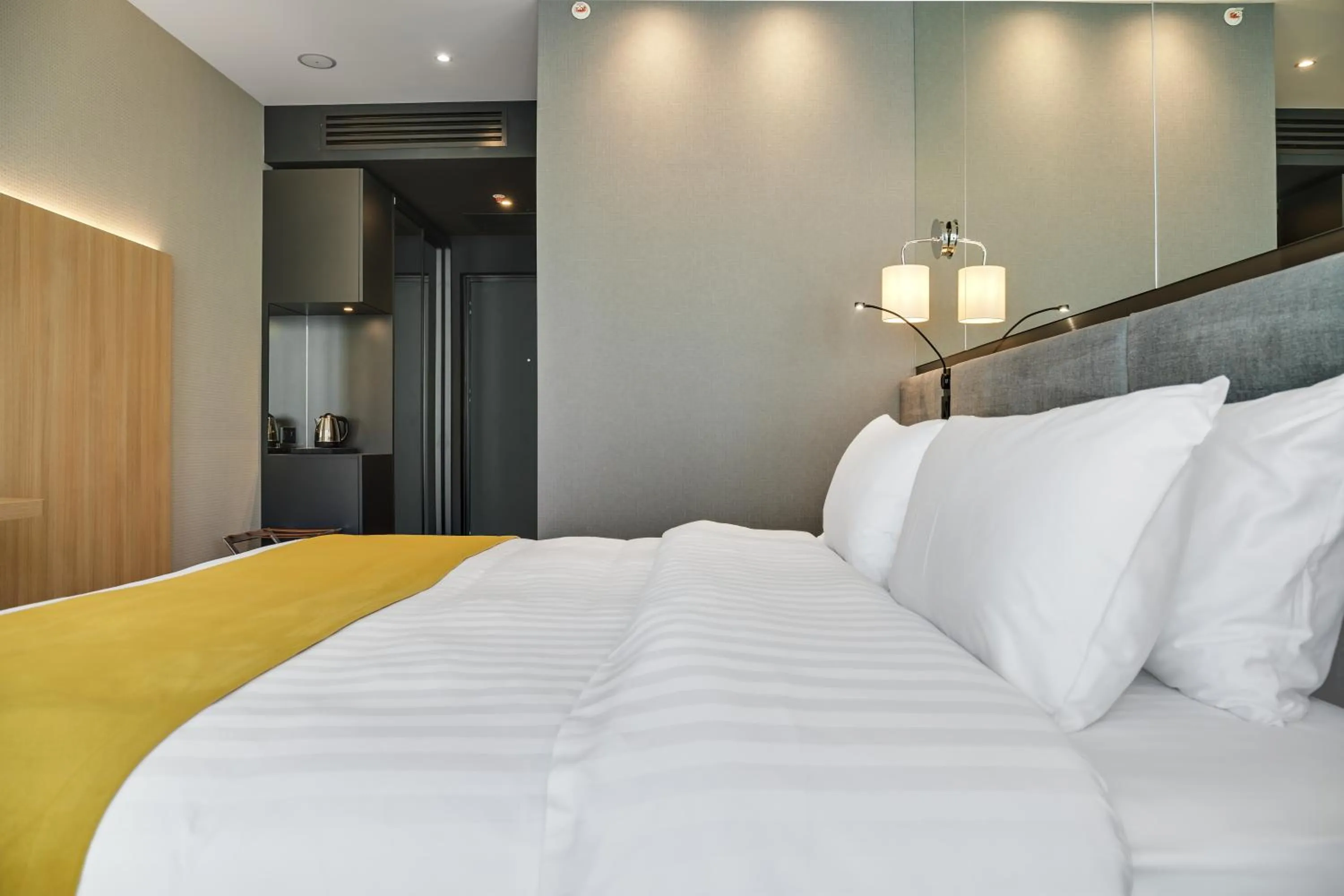 Bedroom, Bed in Glarros OldTown