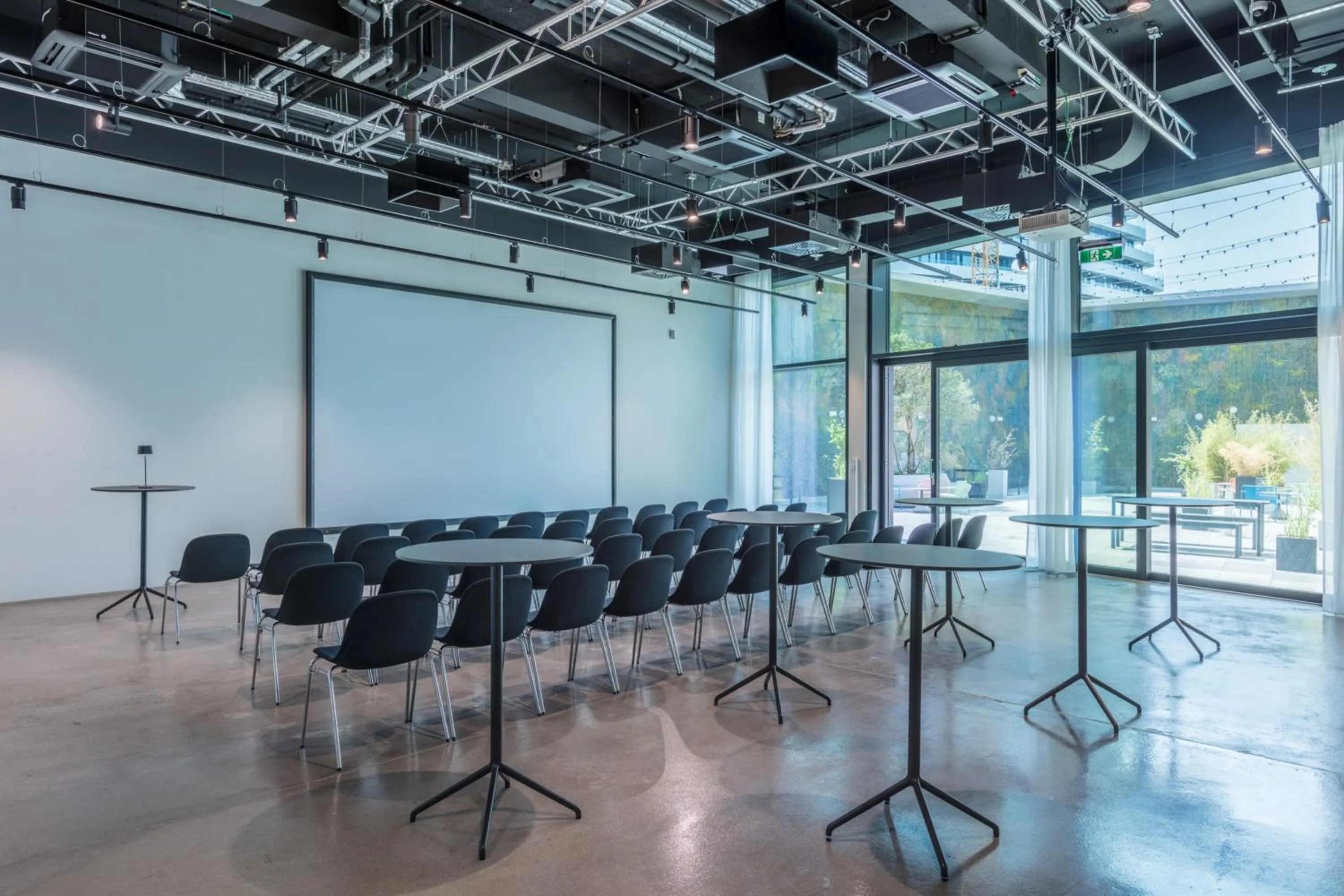 Meeting/conference room in District Living