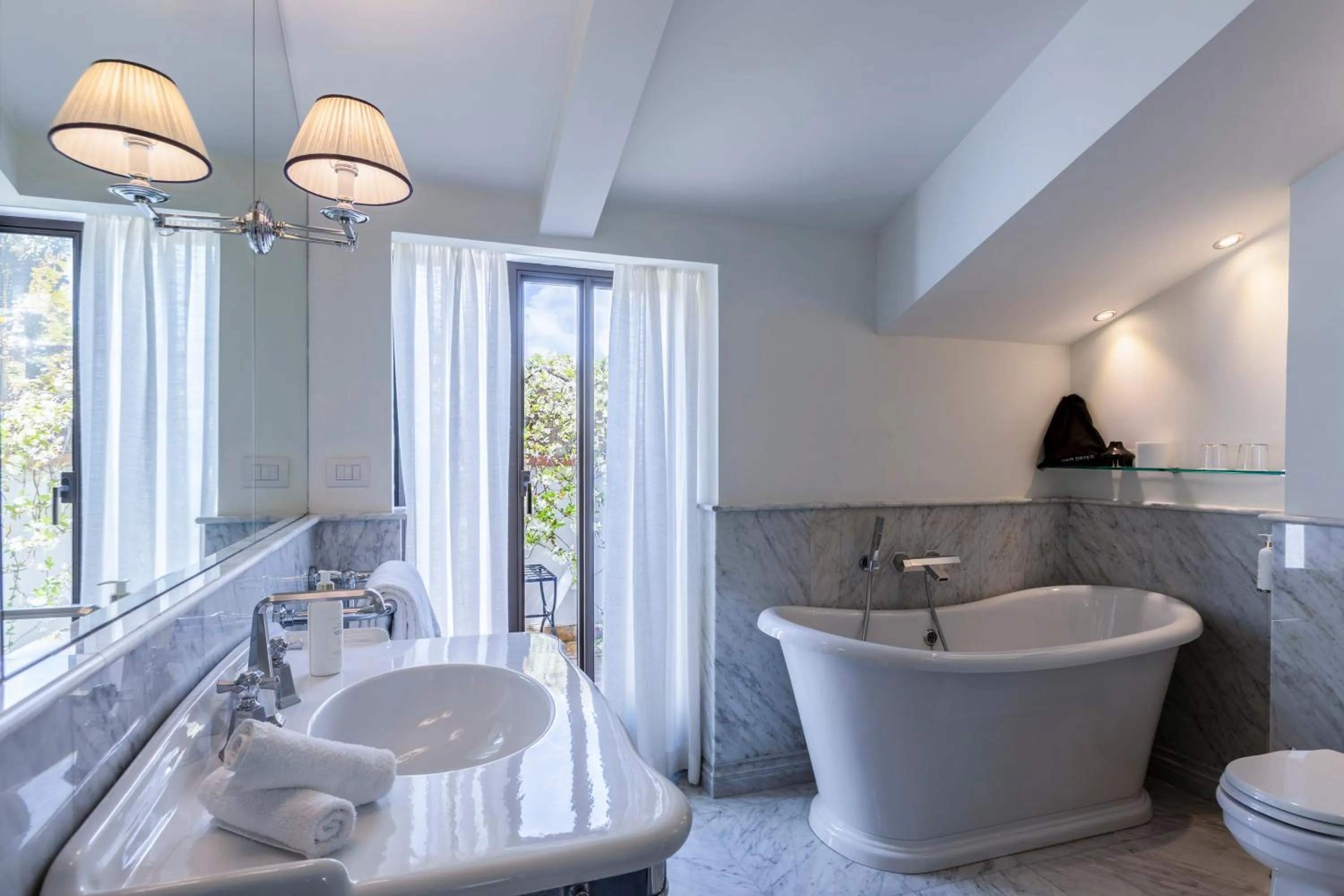 Bathroom in Hotel Regency - Small Luxury Hotels of the World