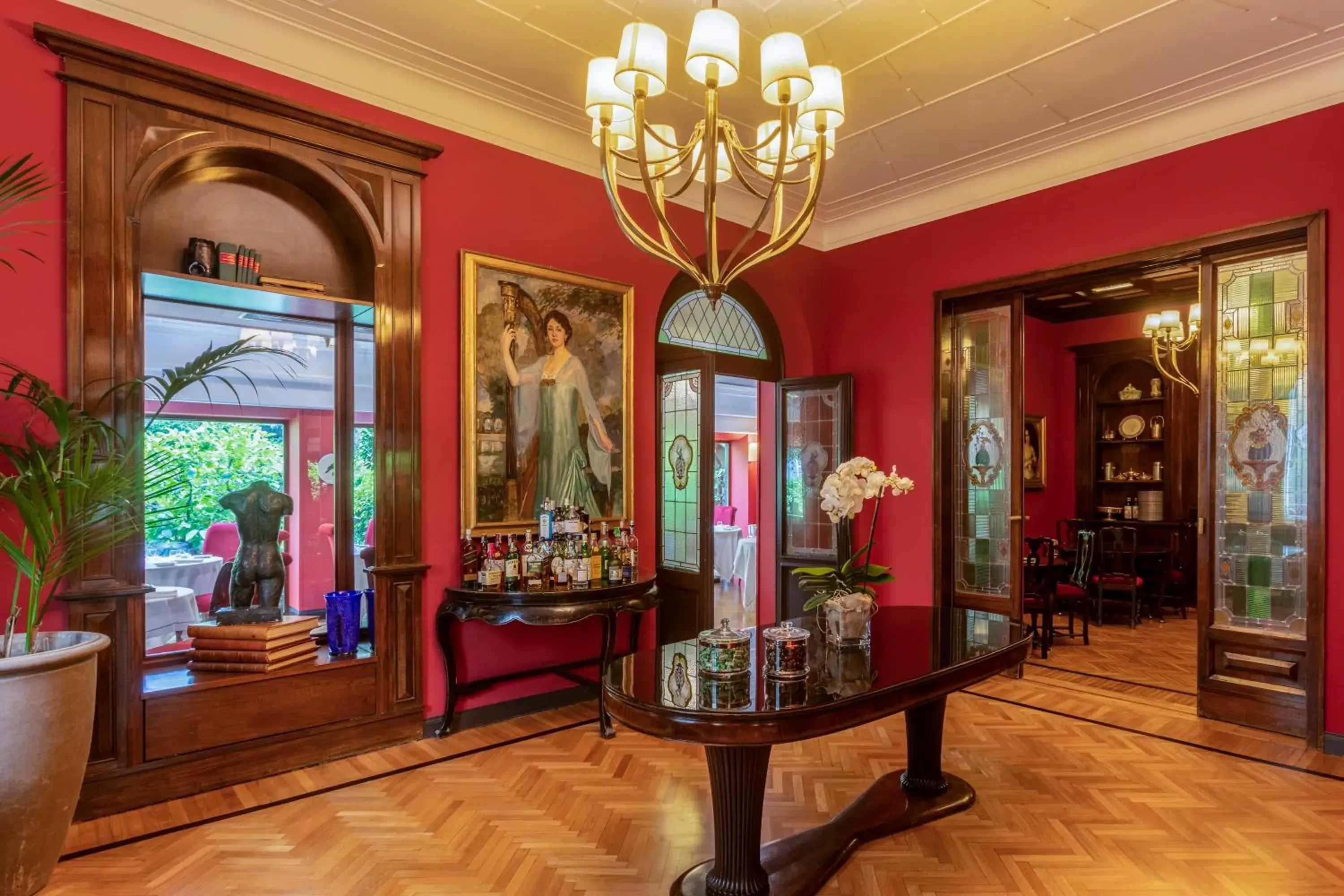 Lounge or bar in Hotel Regency - Small Luxury Hotels of the World Lounge or bar in Hotel Regency - Small Luxury Hotels of the World