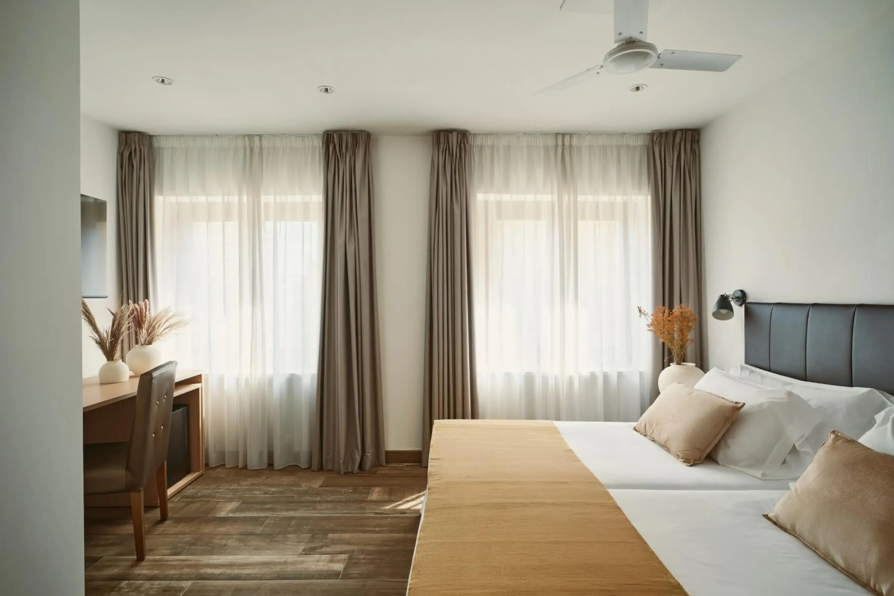 Double Room for Single Use in Hotel MET Pamplona Double Room for Single Use in Hotel MET Pamplona