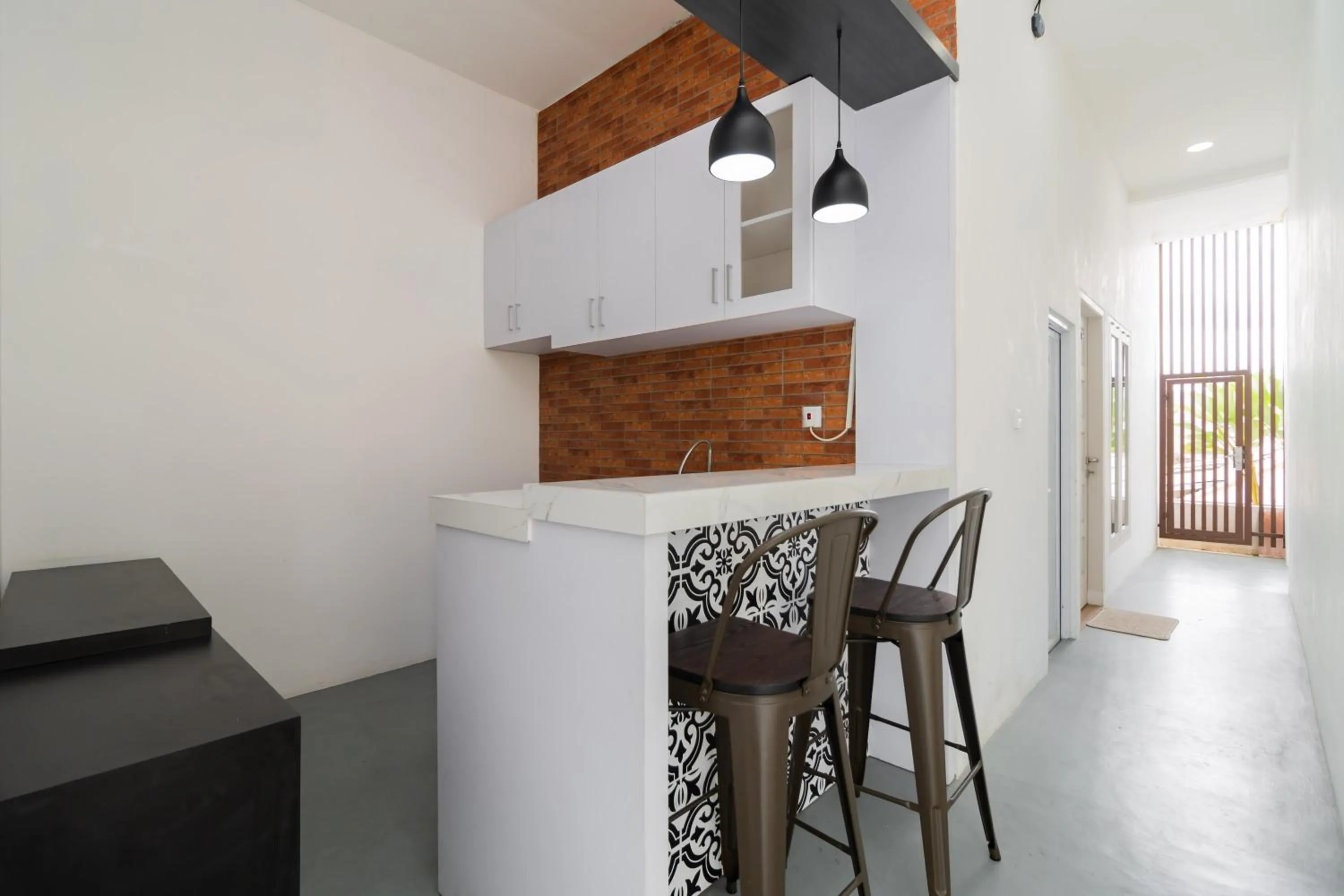 oven in RedDoorz Syariah at Jalan Andalas Padang