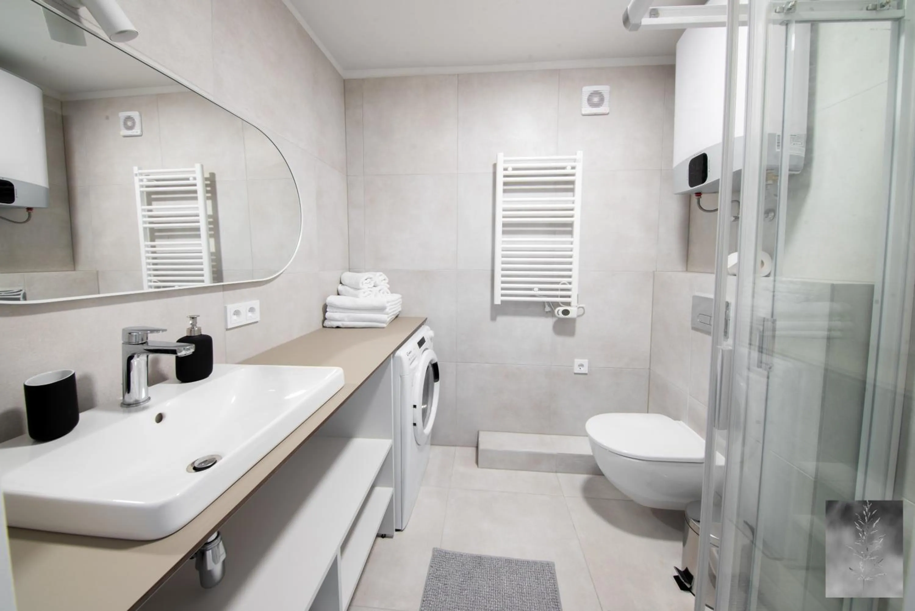 Shower in COME2rest - Smilga
