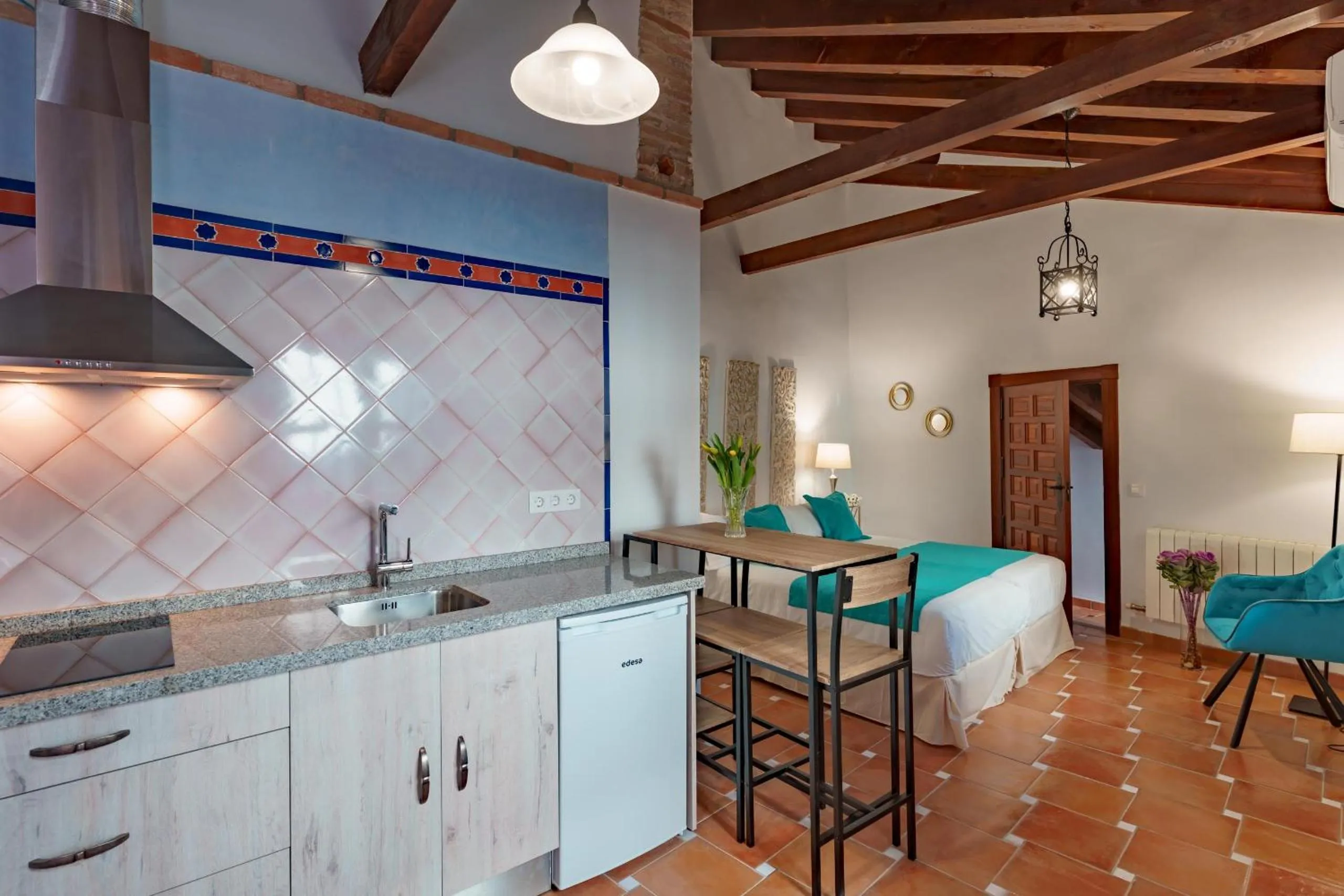 Kitchen or kitchenette in SUITES CASA DE LAS COLUMNAS