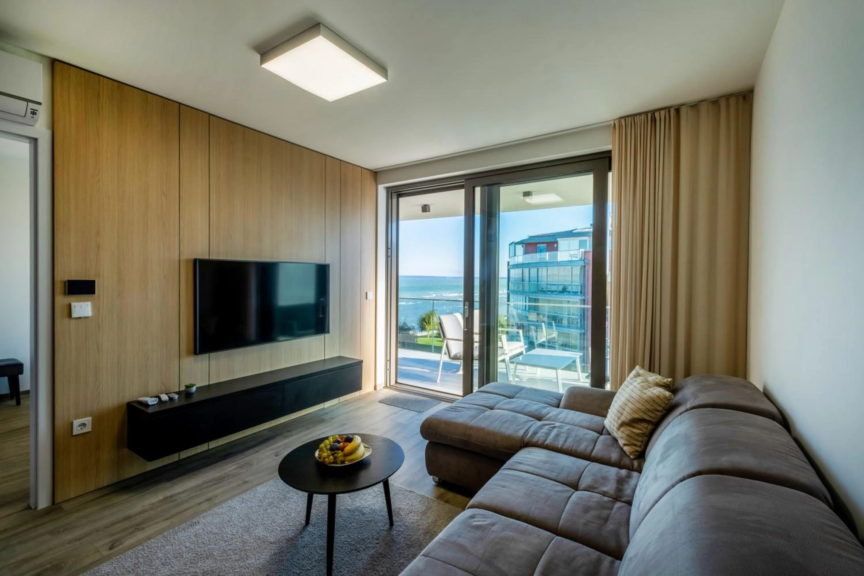 TV and multimedia in MyFlat Casa Coral Apartment