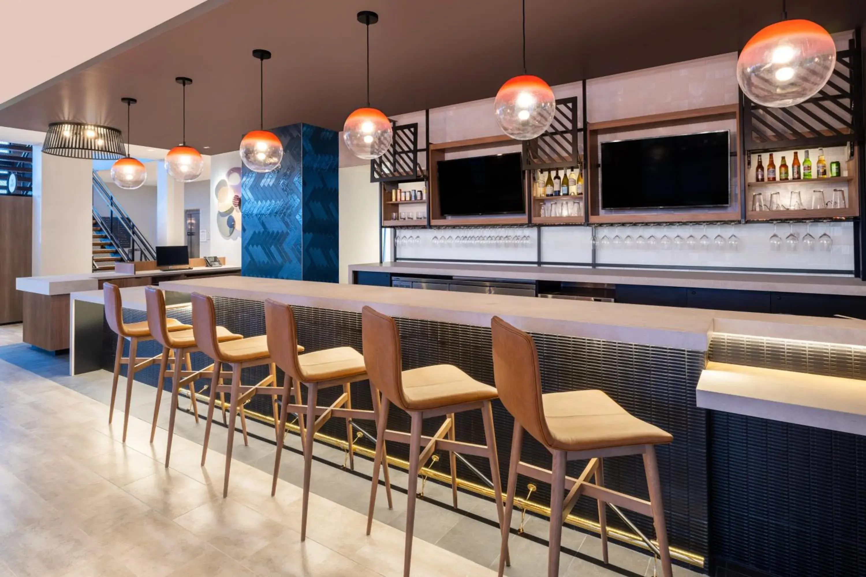 Restaurant/places to eat in Atwell Suites - DENVER AIRPORT TOWER ROAD by IHG Restaurant/places to eat in Atwell Suites - DENVER AIRPORT TOWER ROAD by IHG
