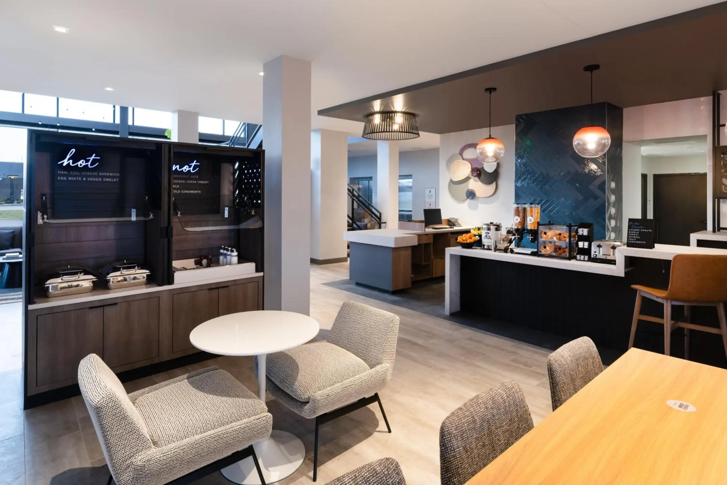 Breakfast in Atwell Suites - DENVER AIRPORT TOWER ROAD by IHG Breakfast in Atwell Suites - DENVER AIRPORT TOWER ROAD by IHG