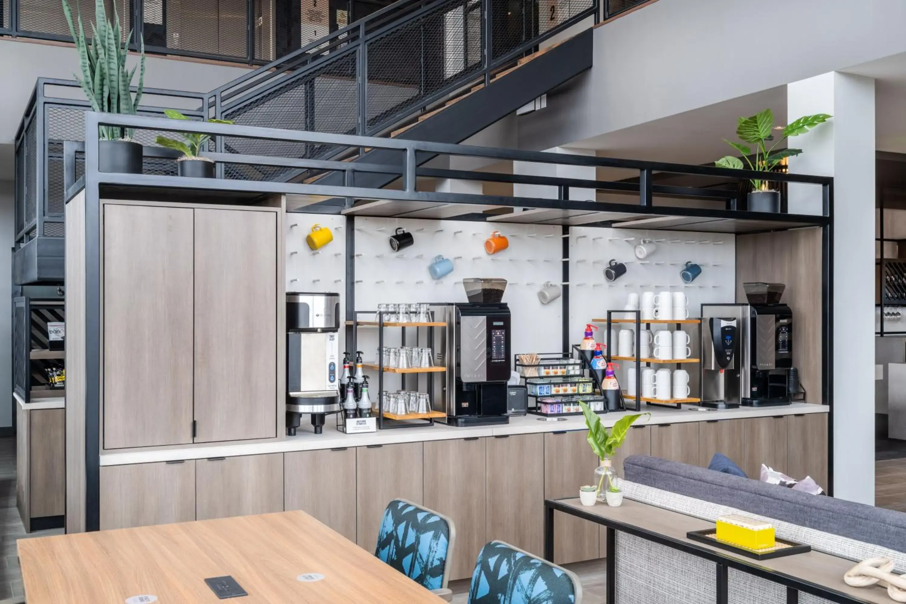 Breakfast in Atwell Suites - DENVER AIRPORT TOWER ROAD by IHG Breakfast in Atwell Suites - DENVER AIRPORT TOWER ROAD by IHG