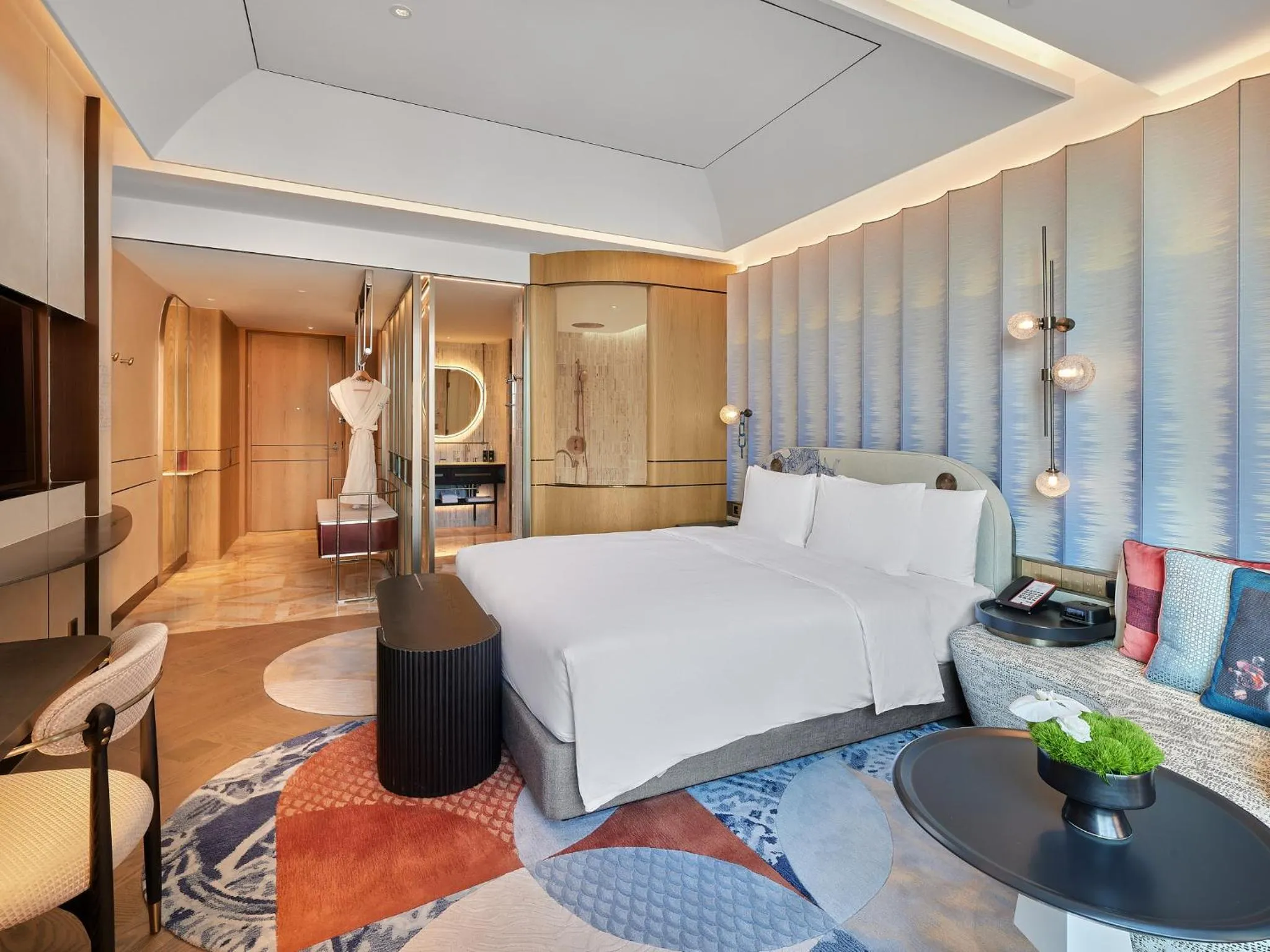 Bedroom, Bed in Hotel Indigo Xiamen Haicang by IHG