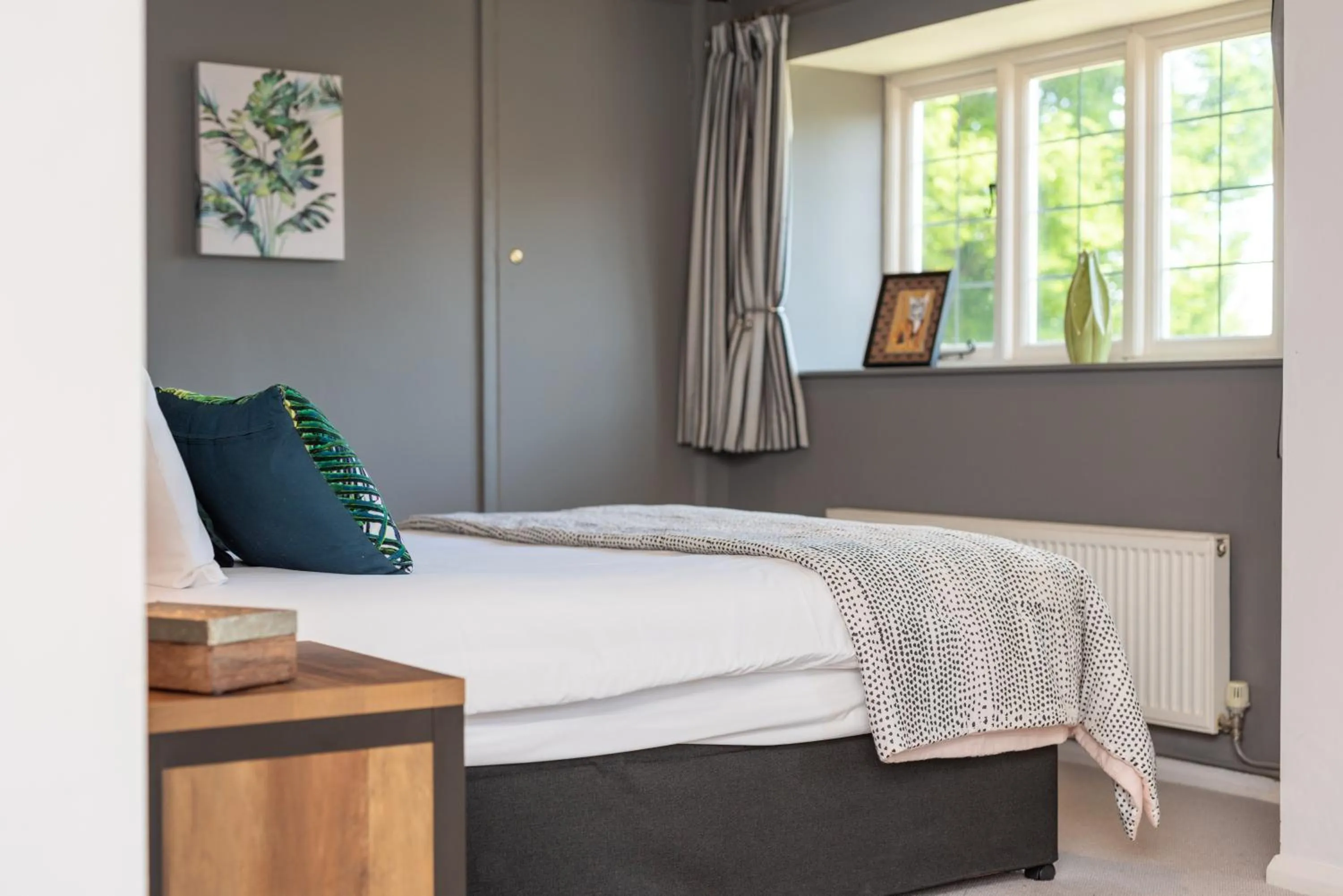 Bed in Jersey Arms Hotel Bicester