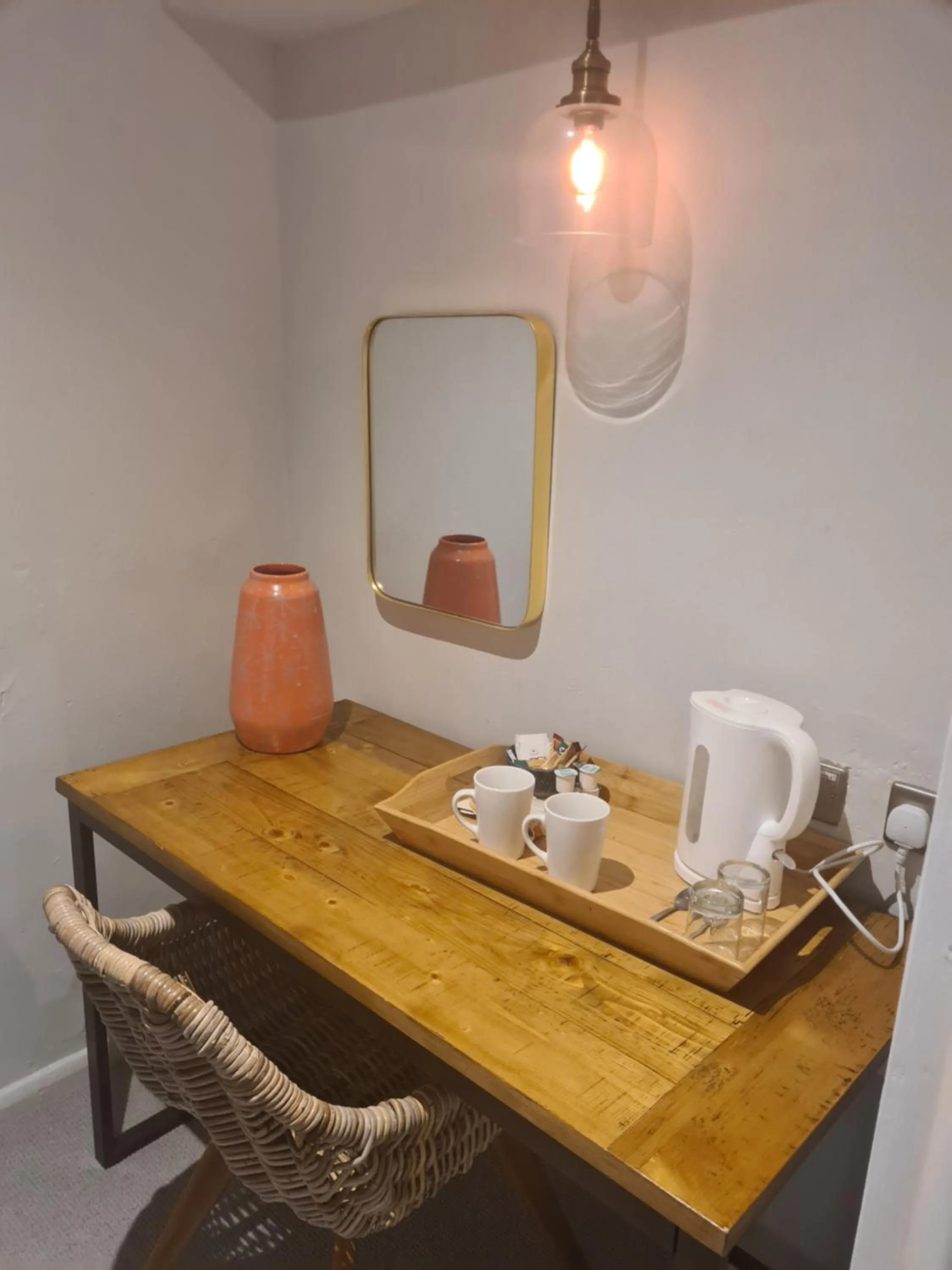 Coffee/tea facilities in Jersey Arms Hotel Bicester