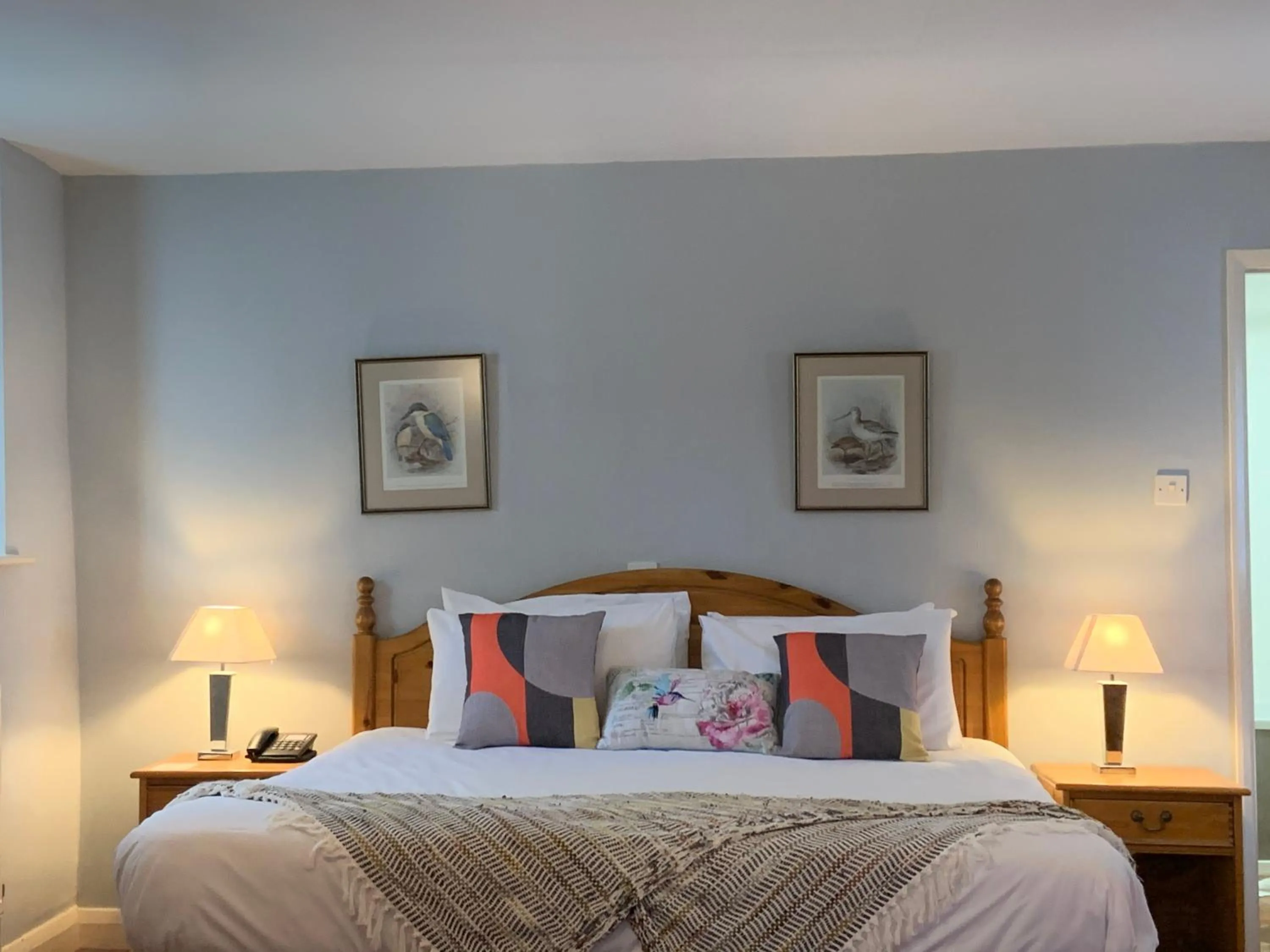 Bed in Jersey Arms Hotel Bicester