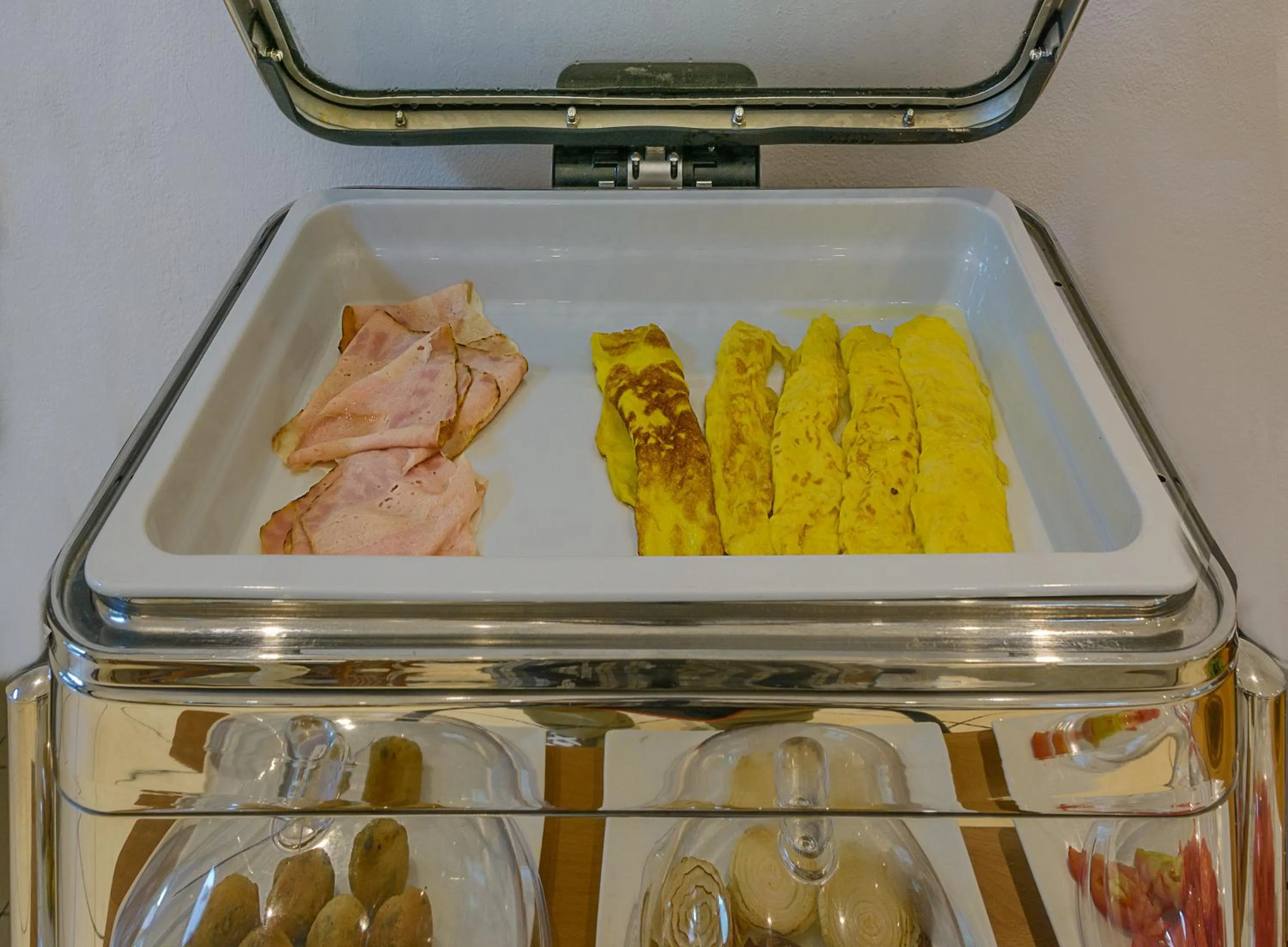 Breakfast in Hotel Vittoria