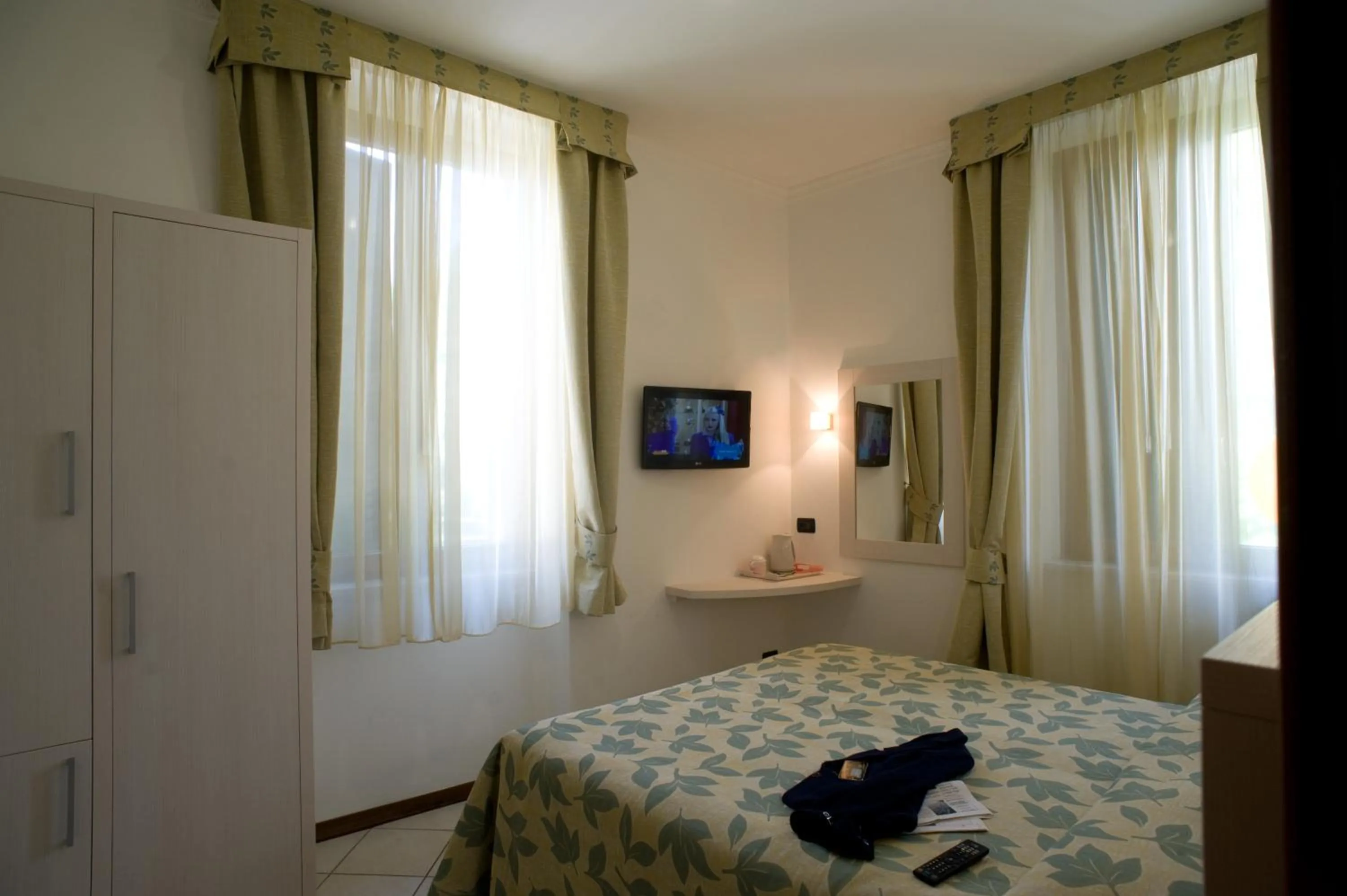 Photo of the whole room, Bed in Hotel Vittoria