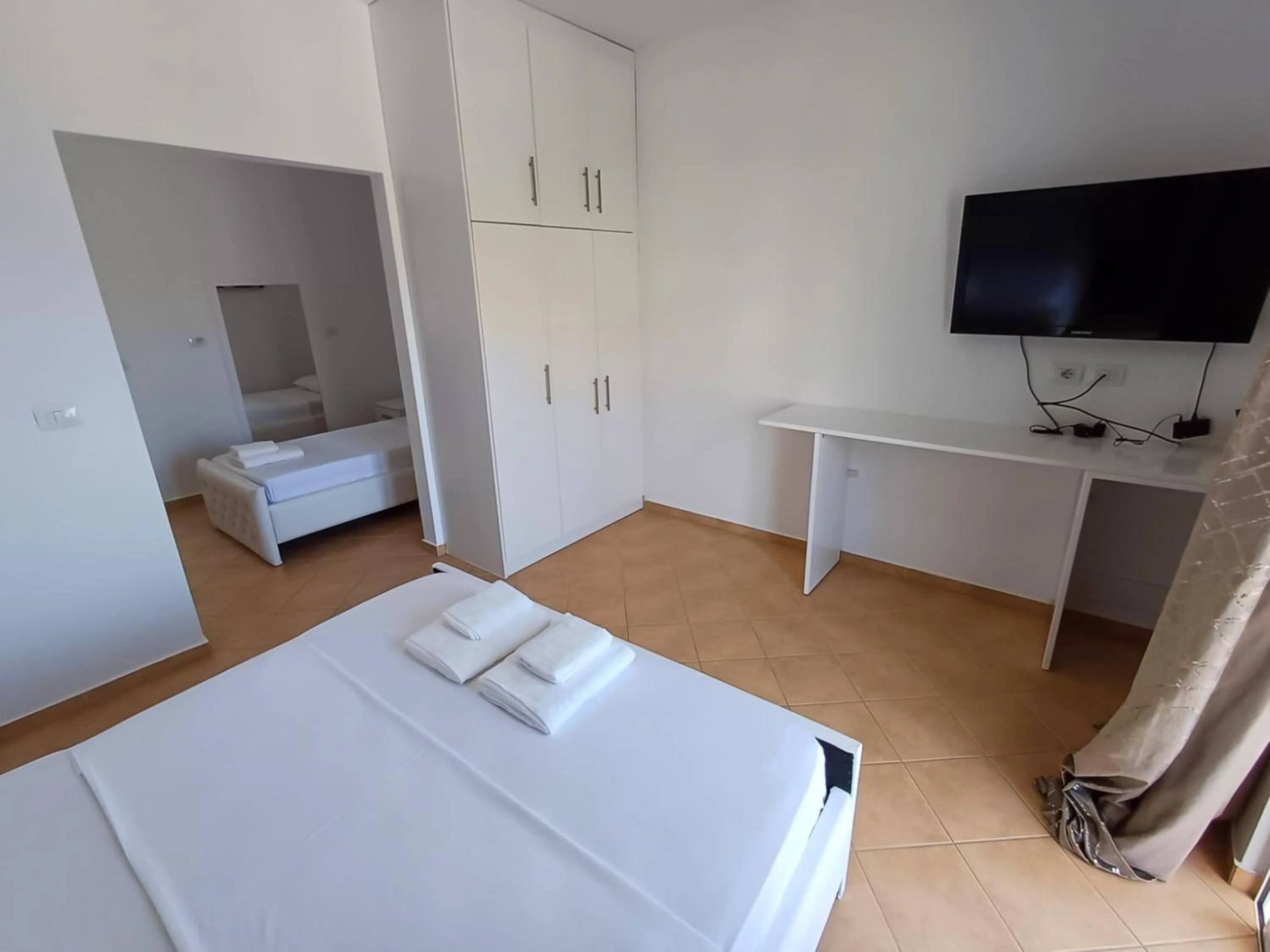 Bed in Hotel Sherifi