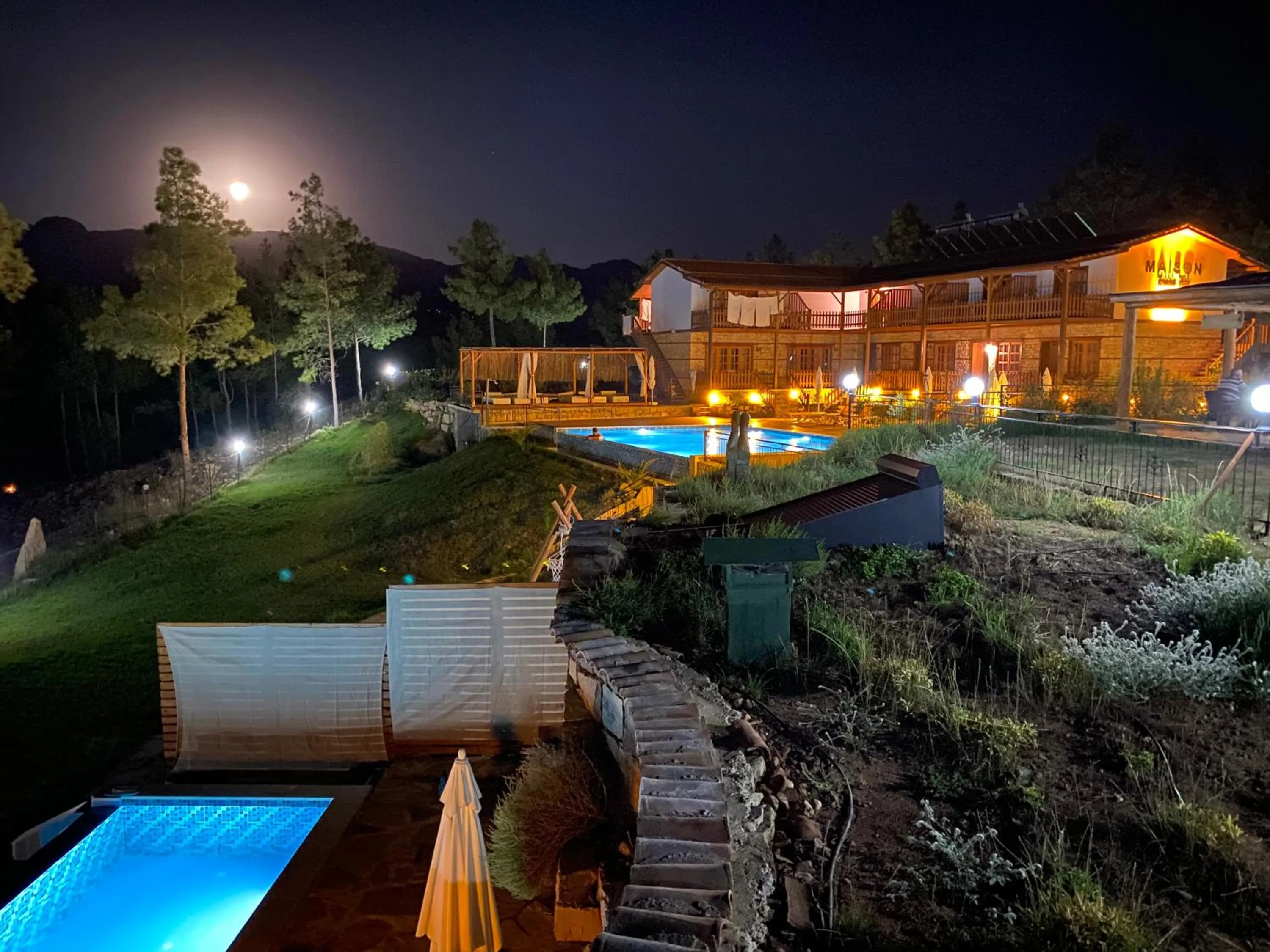 Pool view in Maison Green Hill Hobbit Villas & Boutique Hotel