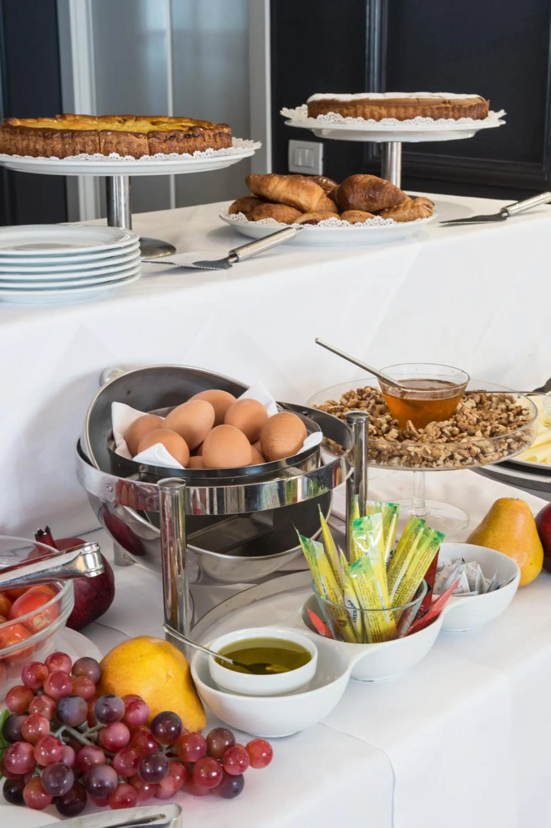 Buffet breakfast in Hotel Rapallo