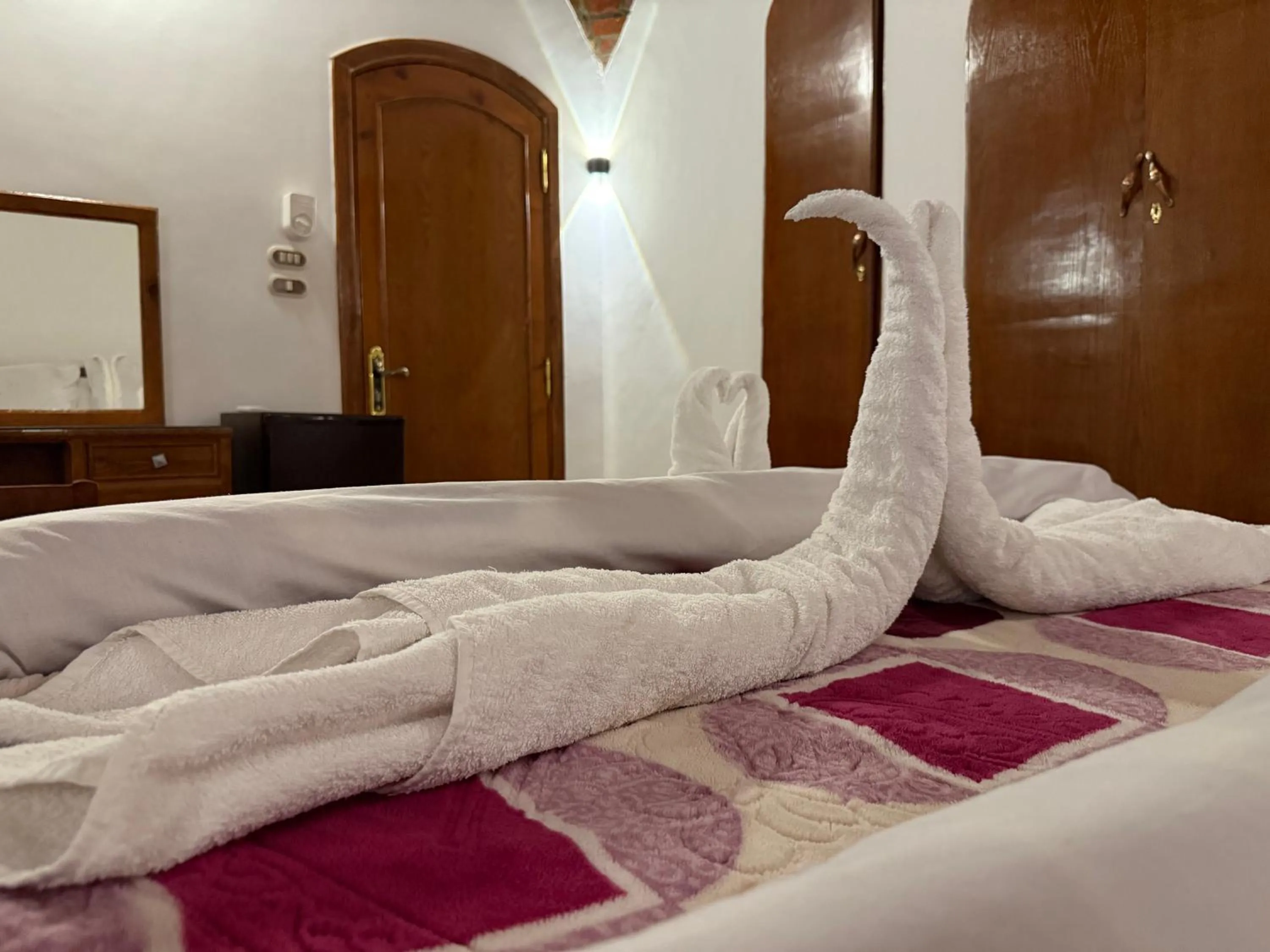 Bed in Luxor Villa Hatshepsut