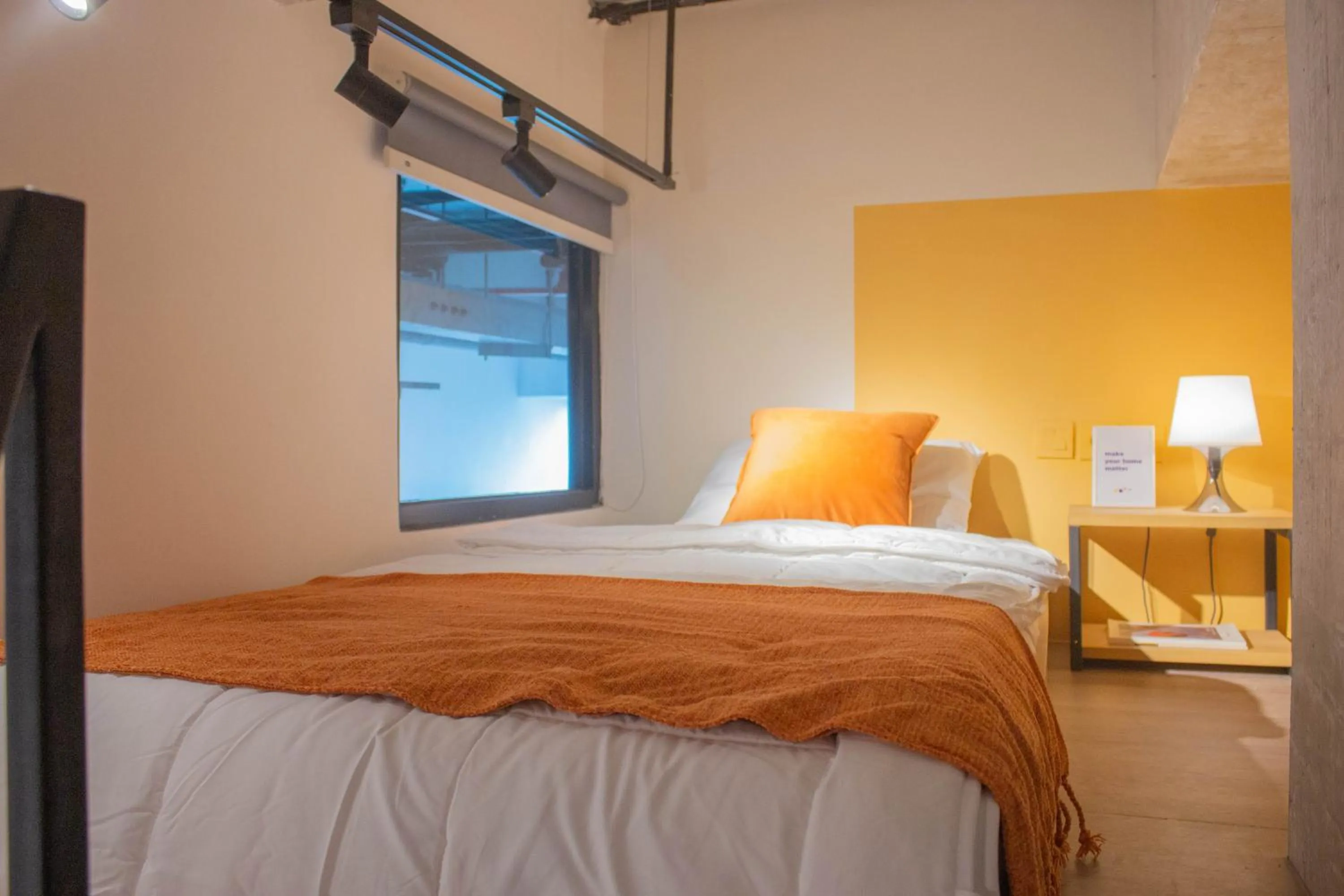 Bedroom, Bed in Cove Hillcrest