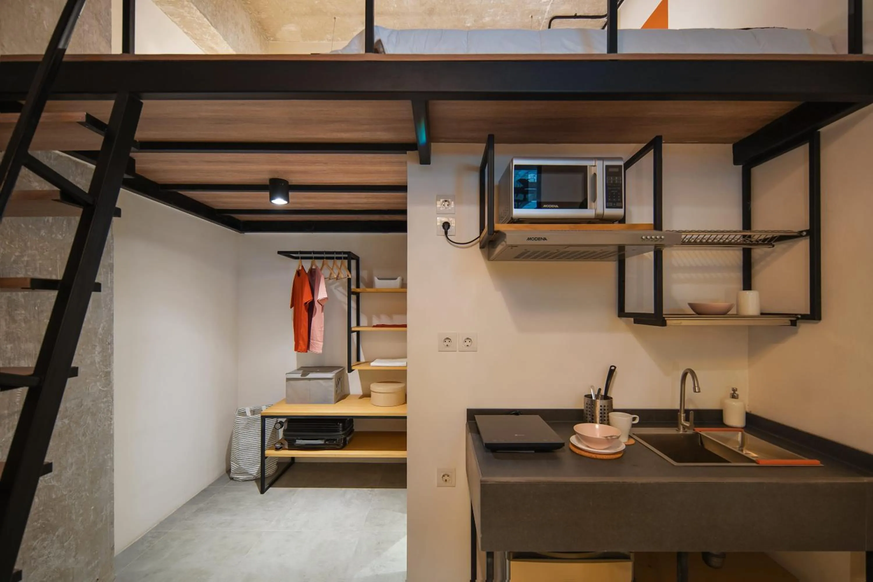 Kitchen or kitchenette in Cove Hillcrest