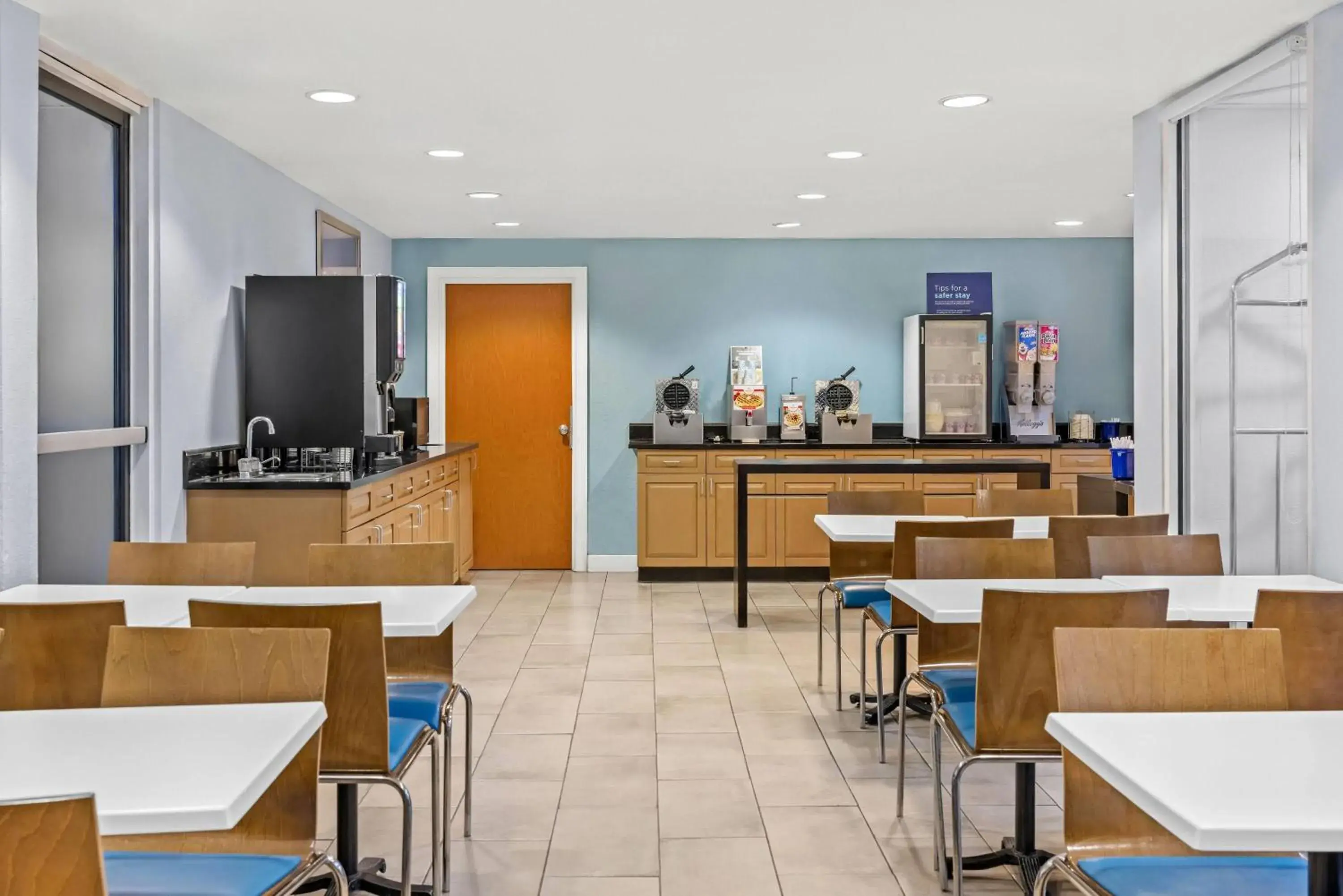 Restaurant/places to eat in Days Inn by Wyndham Chattanooga/Hamilton Place Restaurant/places to eat in Days Inn by Wyndham Chattanooga/Hamilton Place