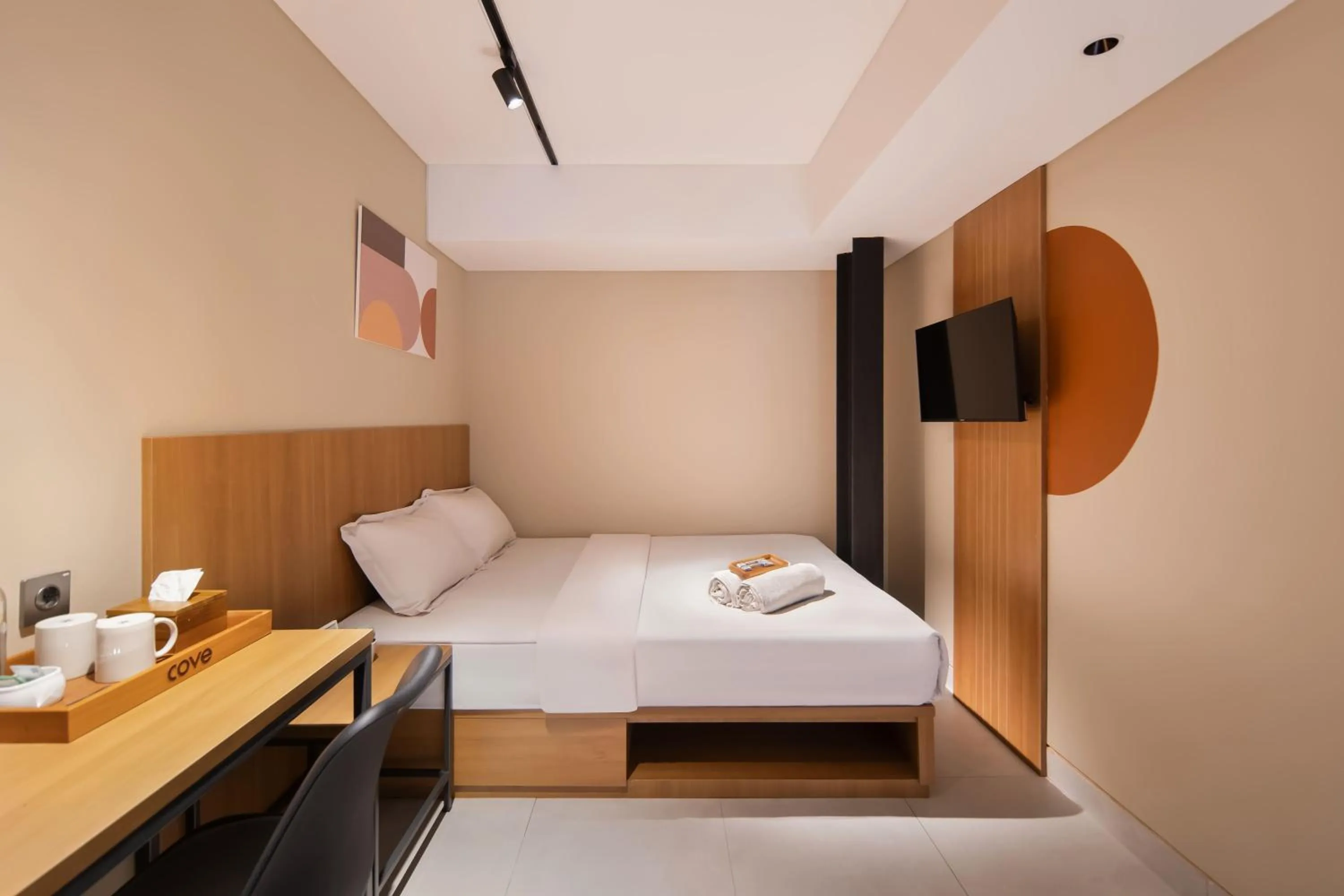 Bedroom, Bed in Cove Prima