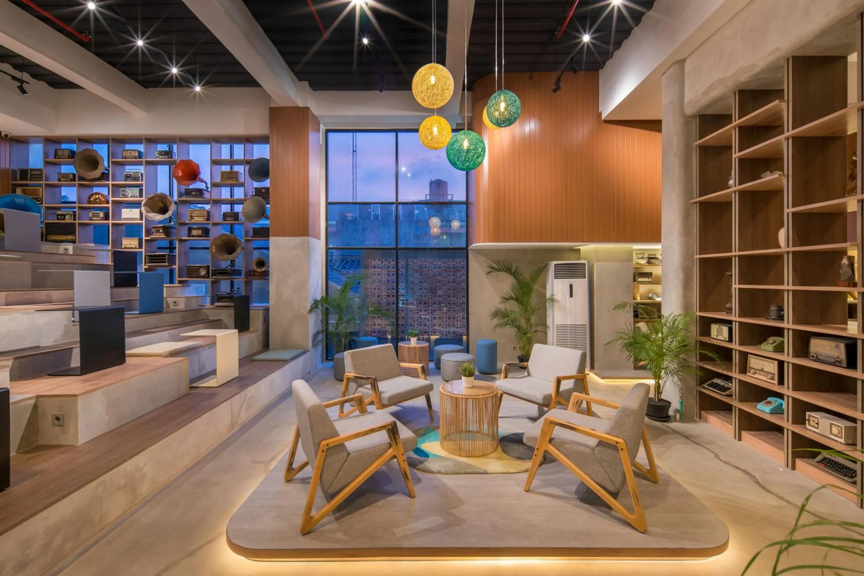 Seating area in Cove Prima