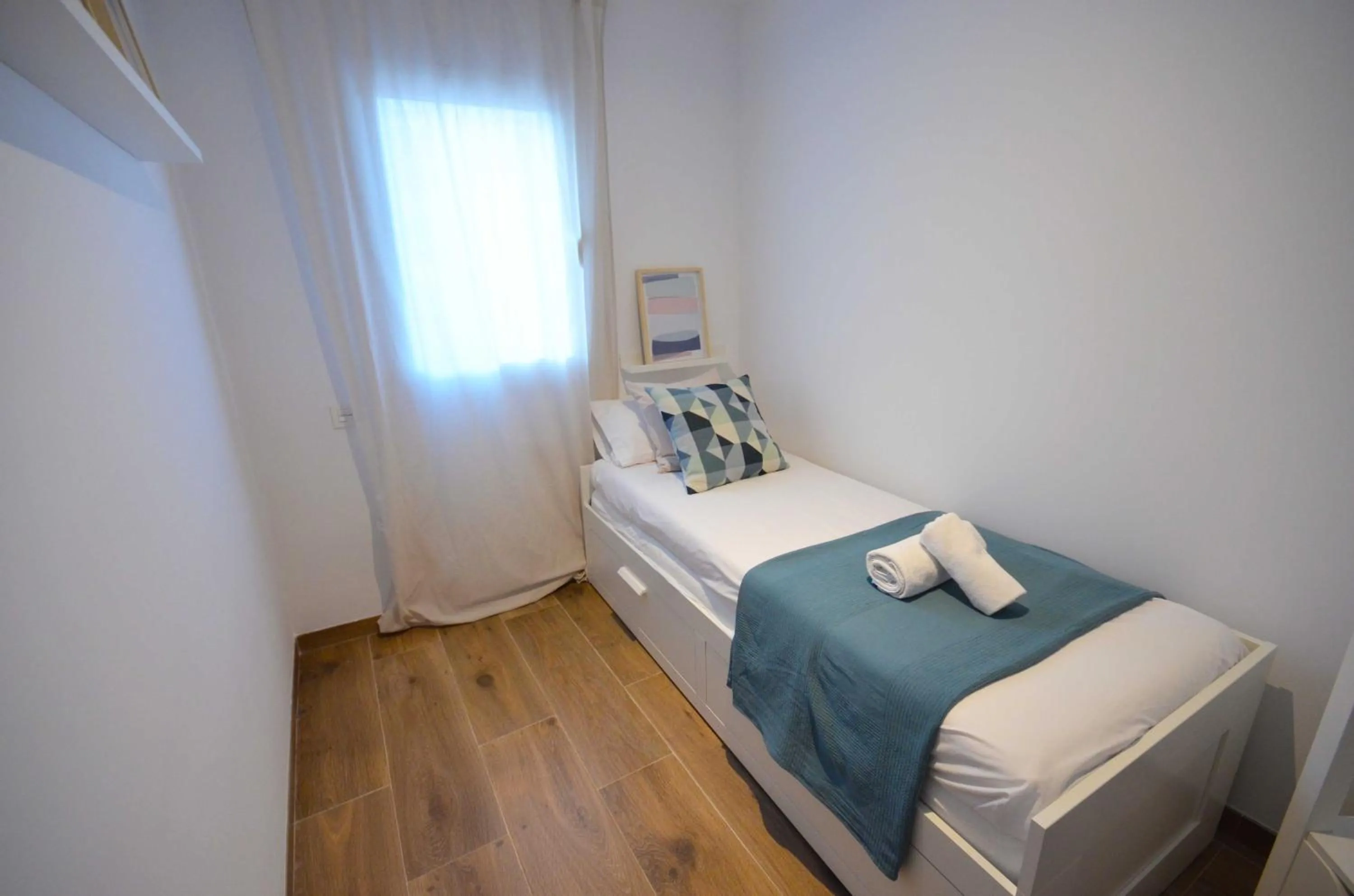 Bedroom, Bed in Golive Deluxe