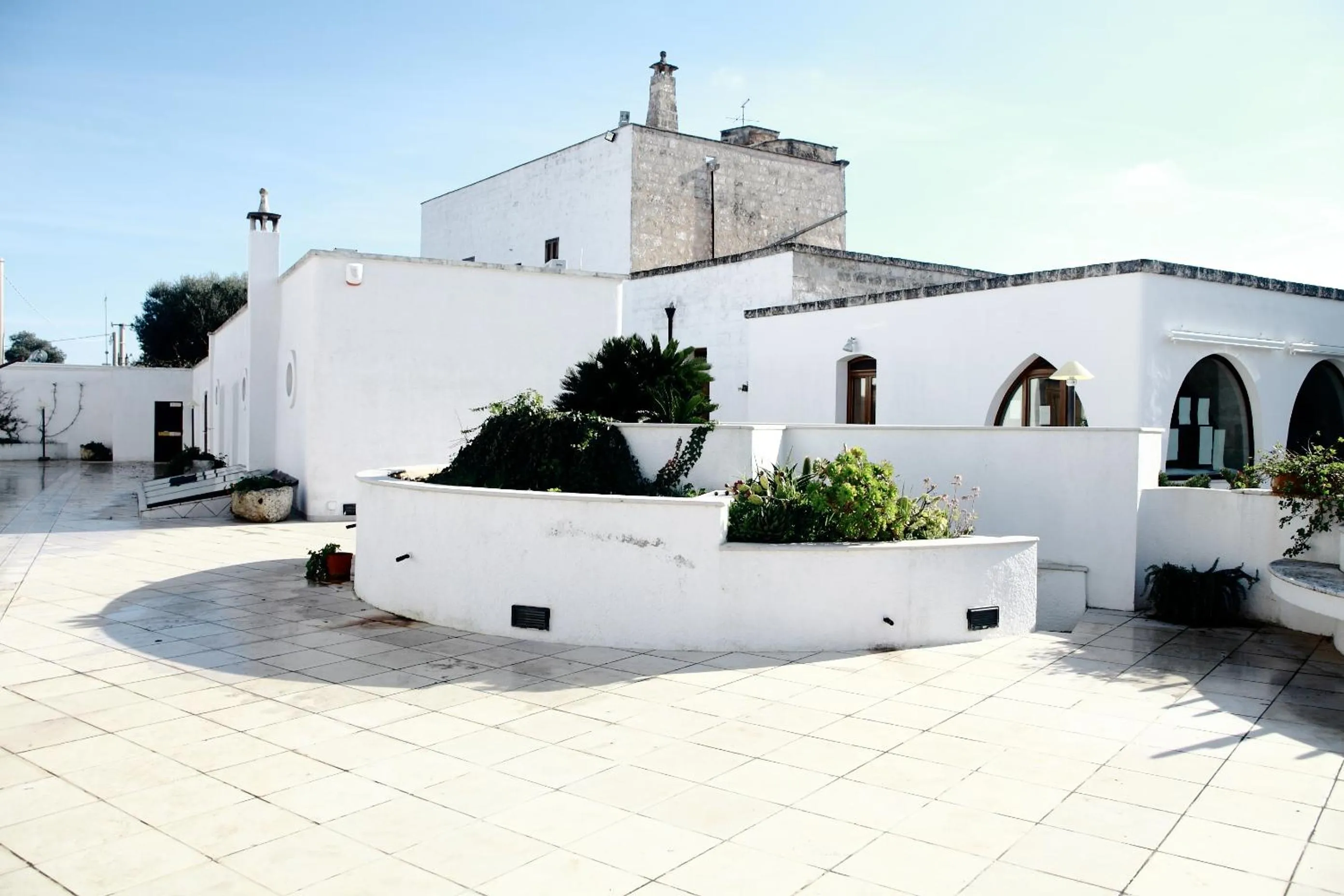 Facade/entrance in Hotel Masseria Tutosa