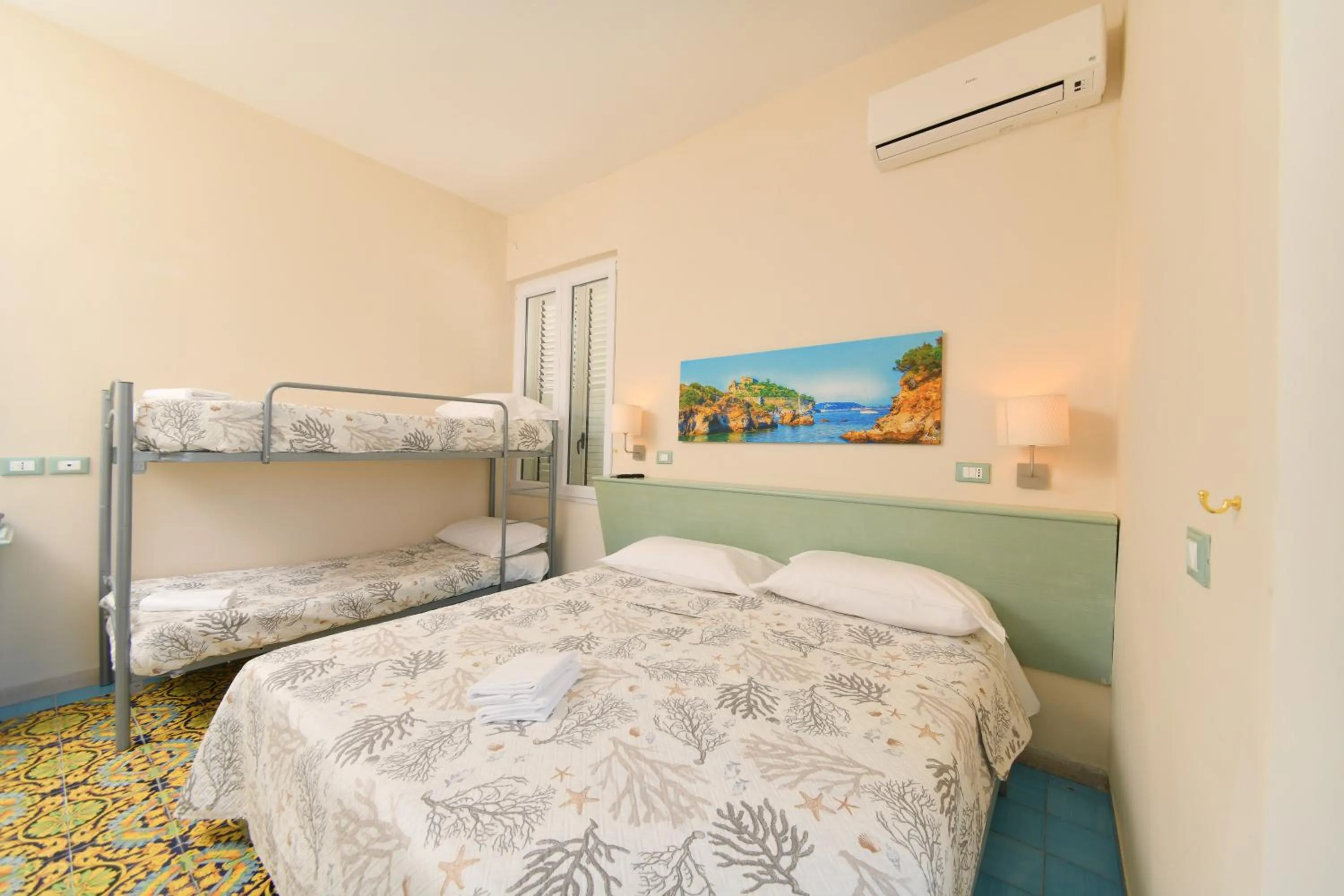 Bed in Albergo Atlantic