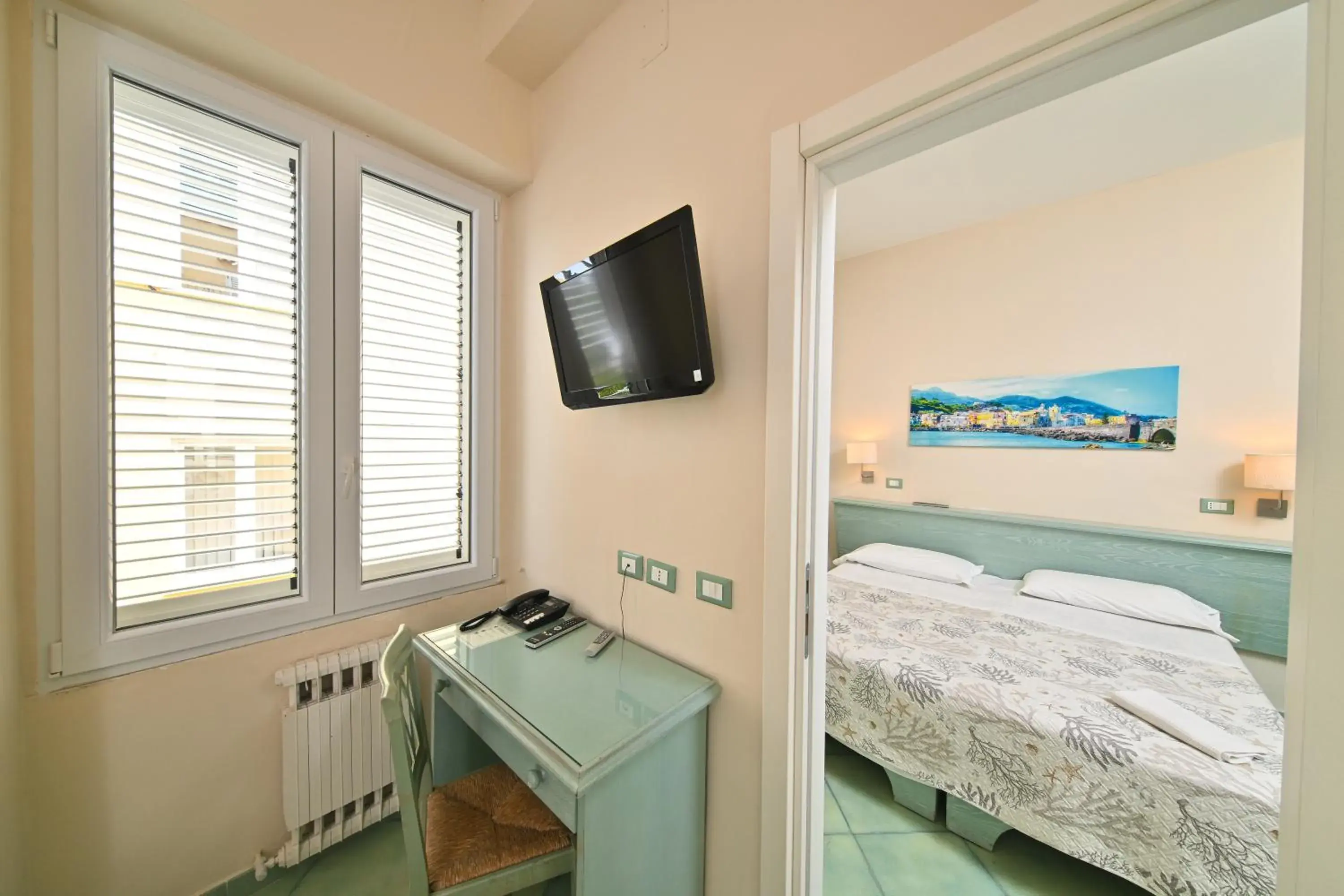 Photo of the whole room, Bed in Albergo Atlantic Photo of the whole room, Bed in Albergo Atlantic