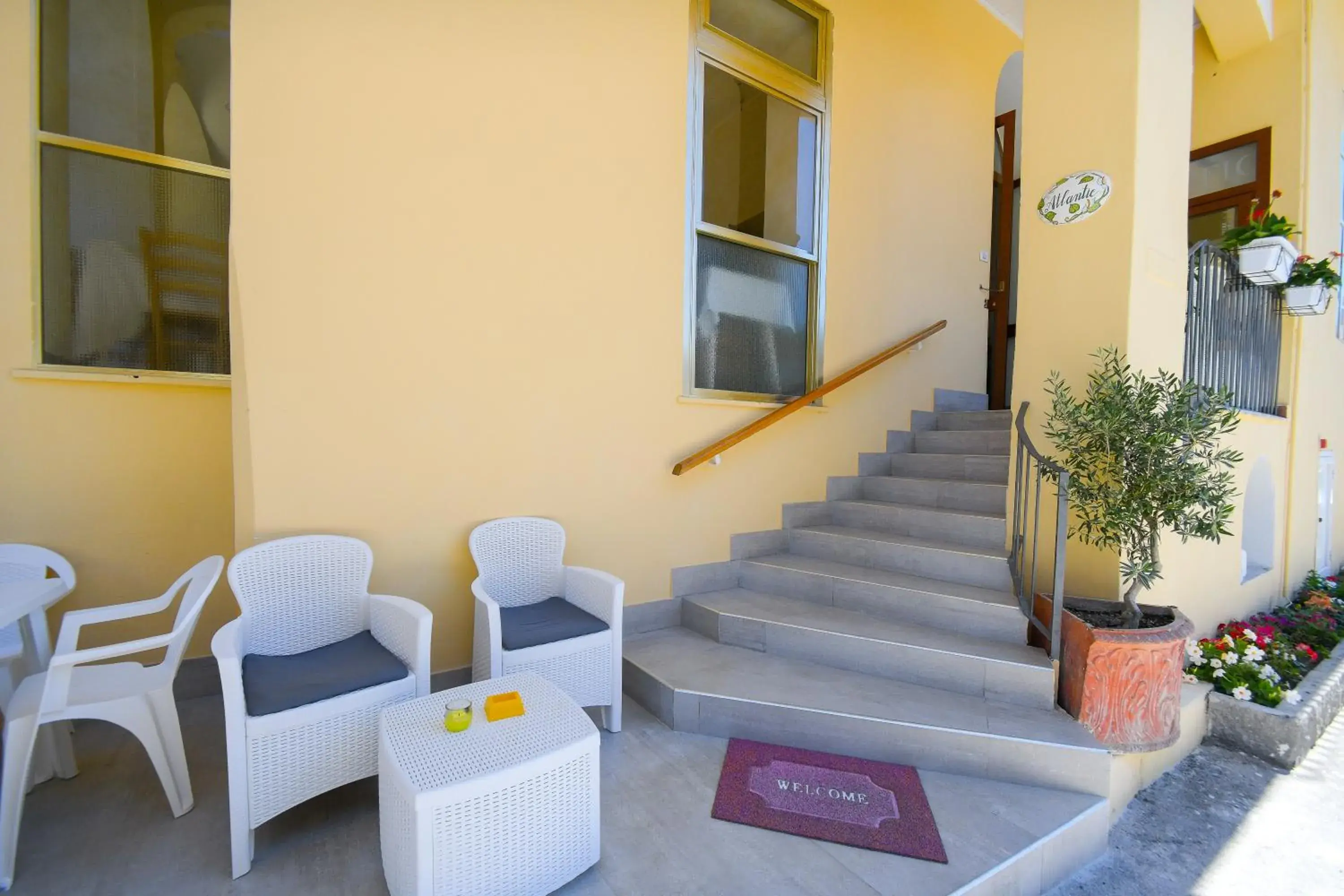 Facade/entrance in Albergo Atlantic Facade/entrance in Albergo Atlantic