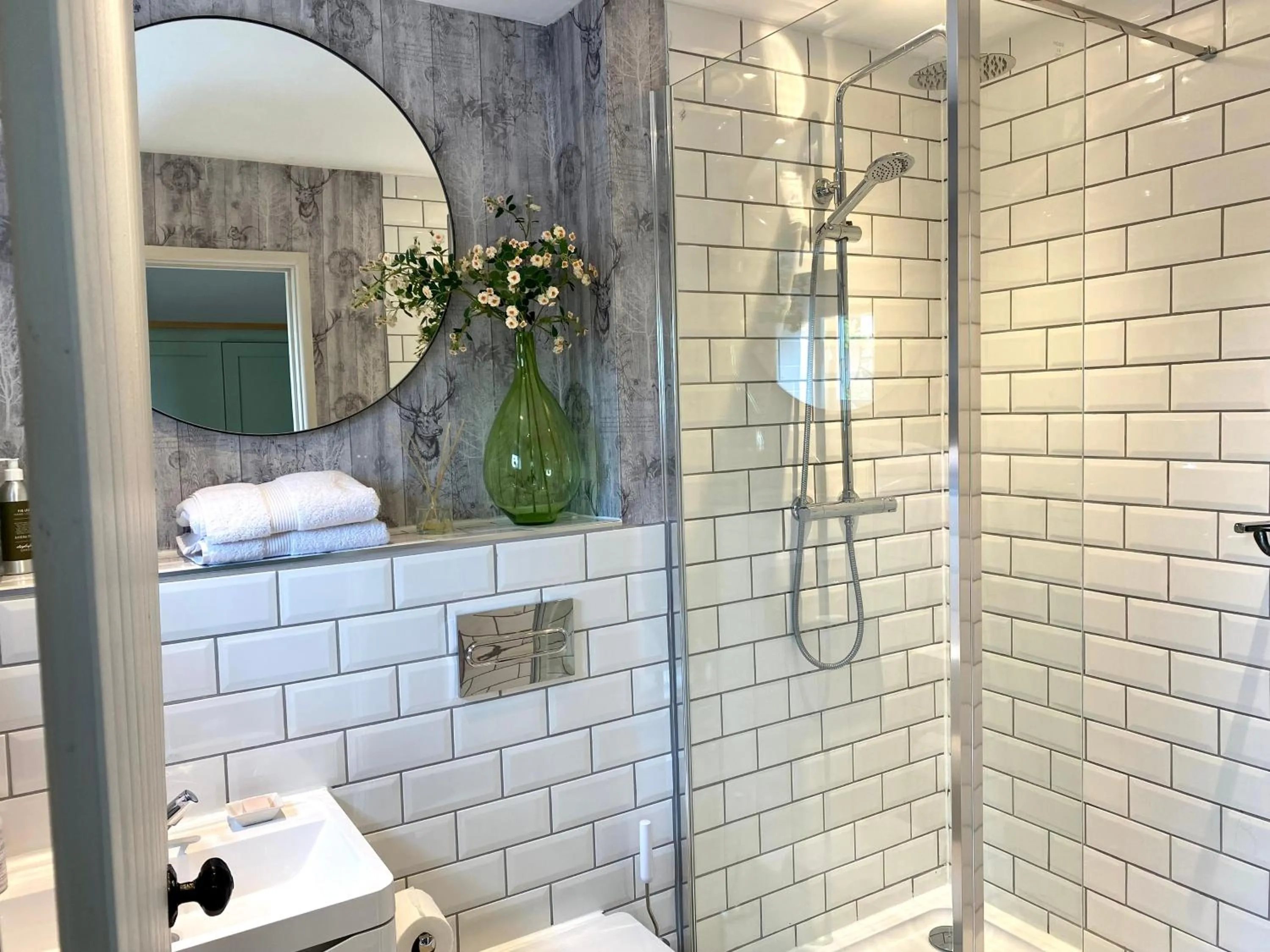 Shower in The Loft in the Malt Barn Chipping Campden