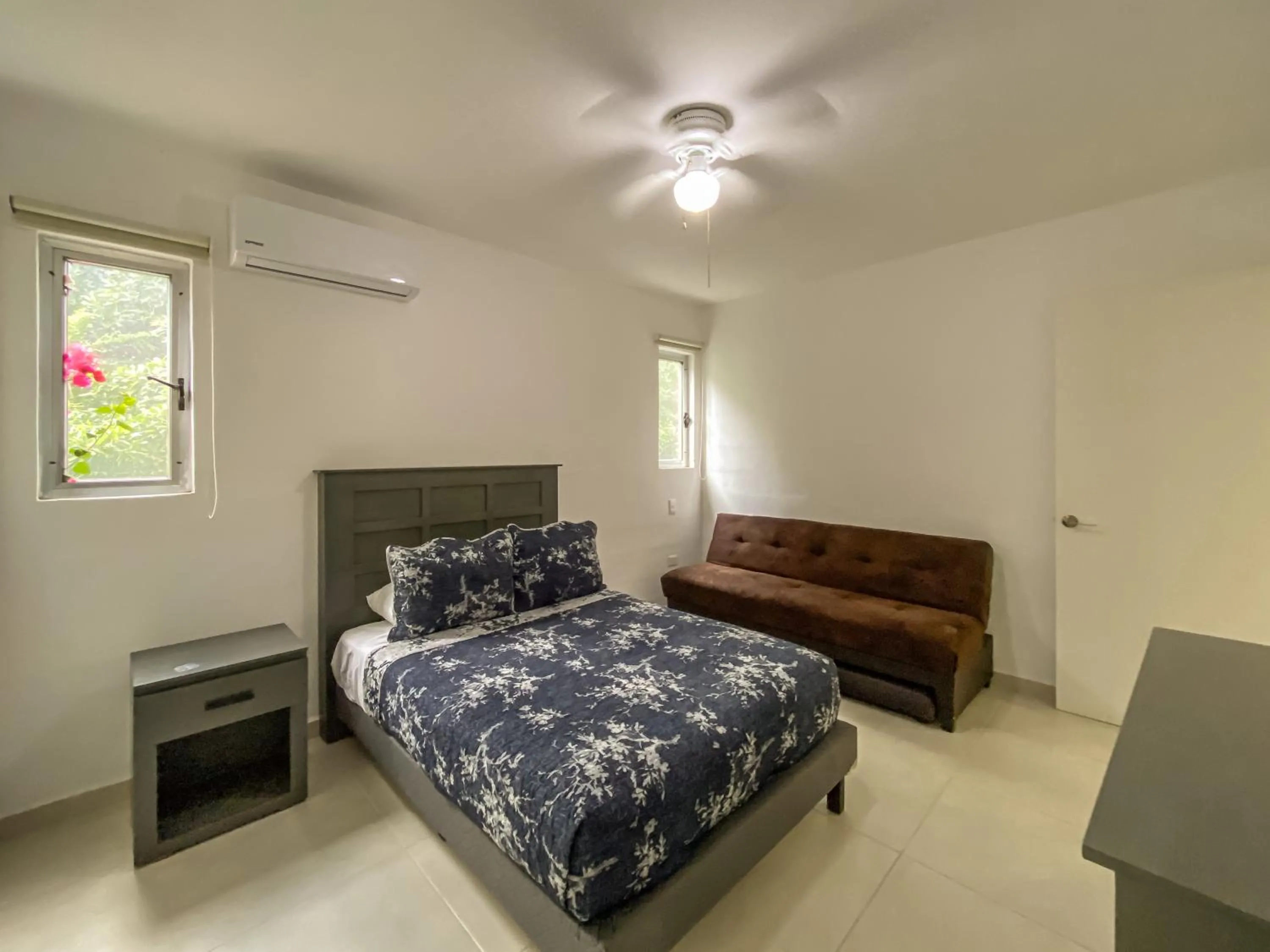 Bedroom, Bed in Oceanblue by Andiani Travel
