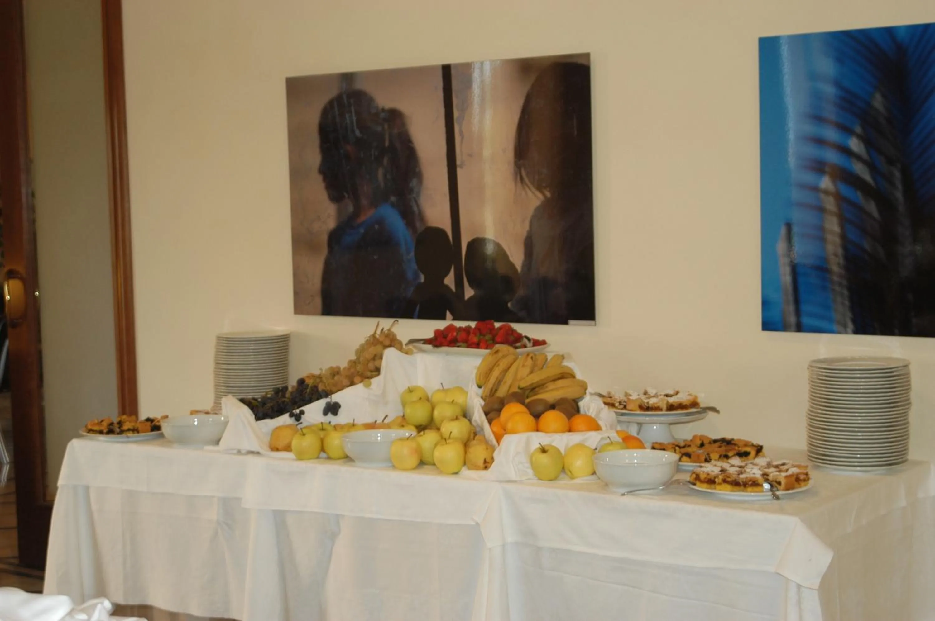 Breakfast in Hotel Conteverde