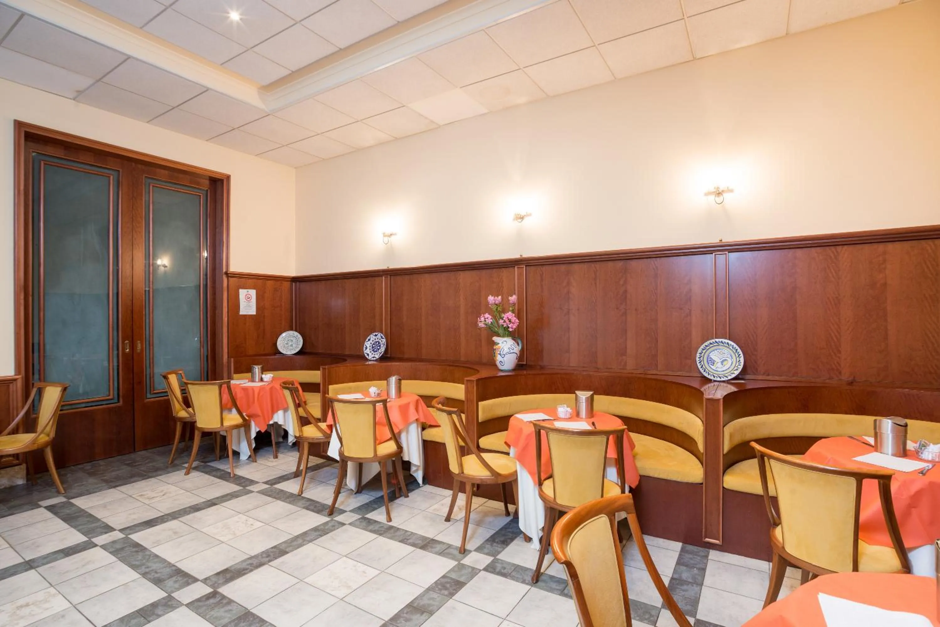 Lounge or bar in Terra Umbra Hotel