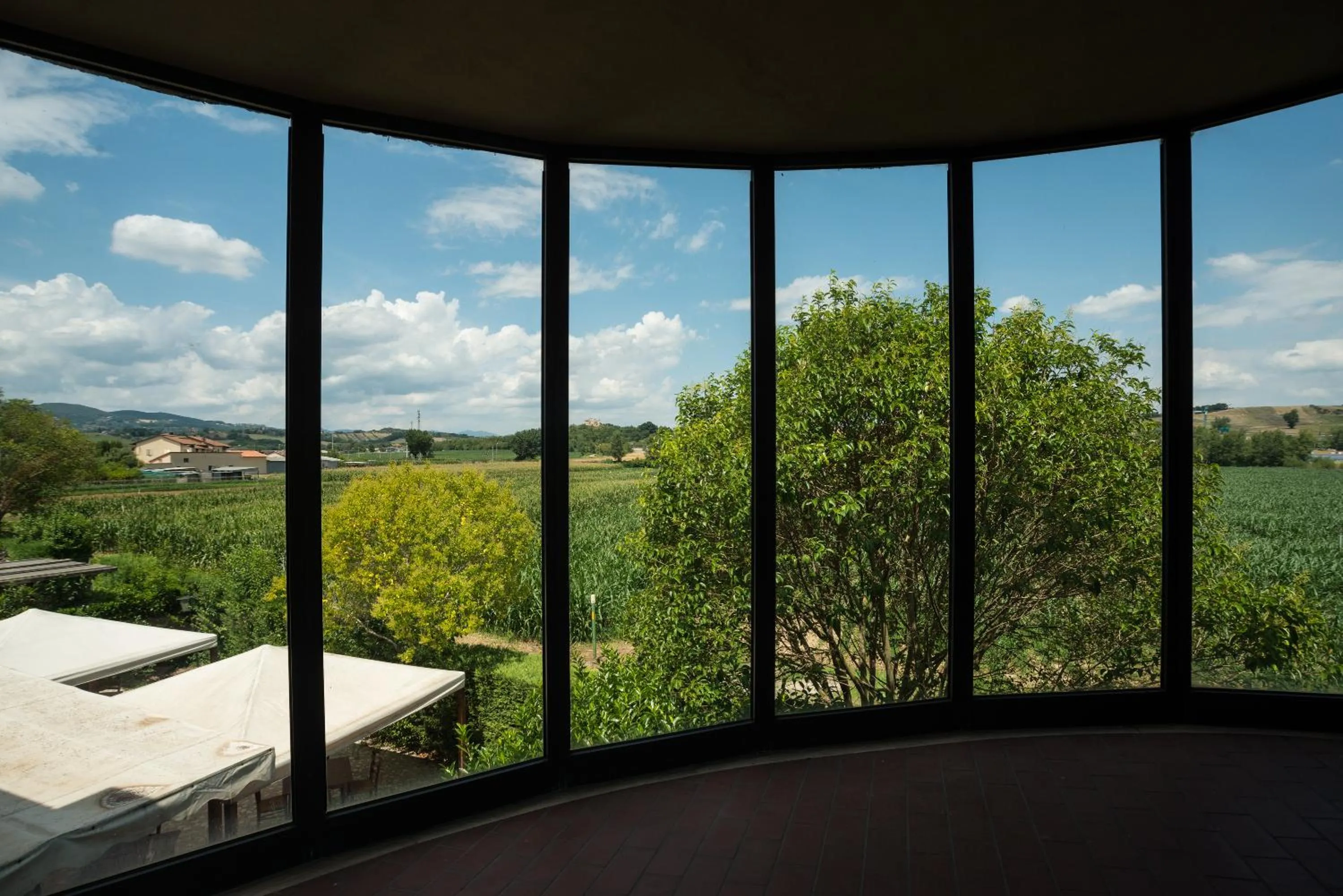Patio in Terra Umbra Hotel