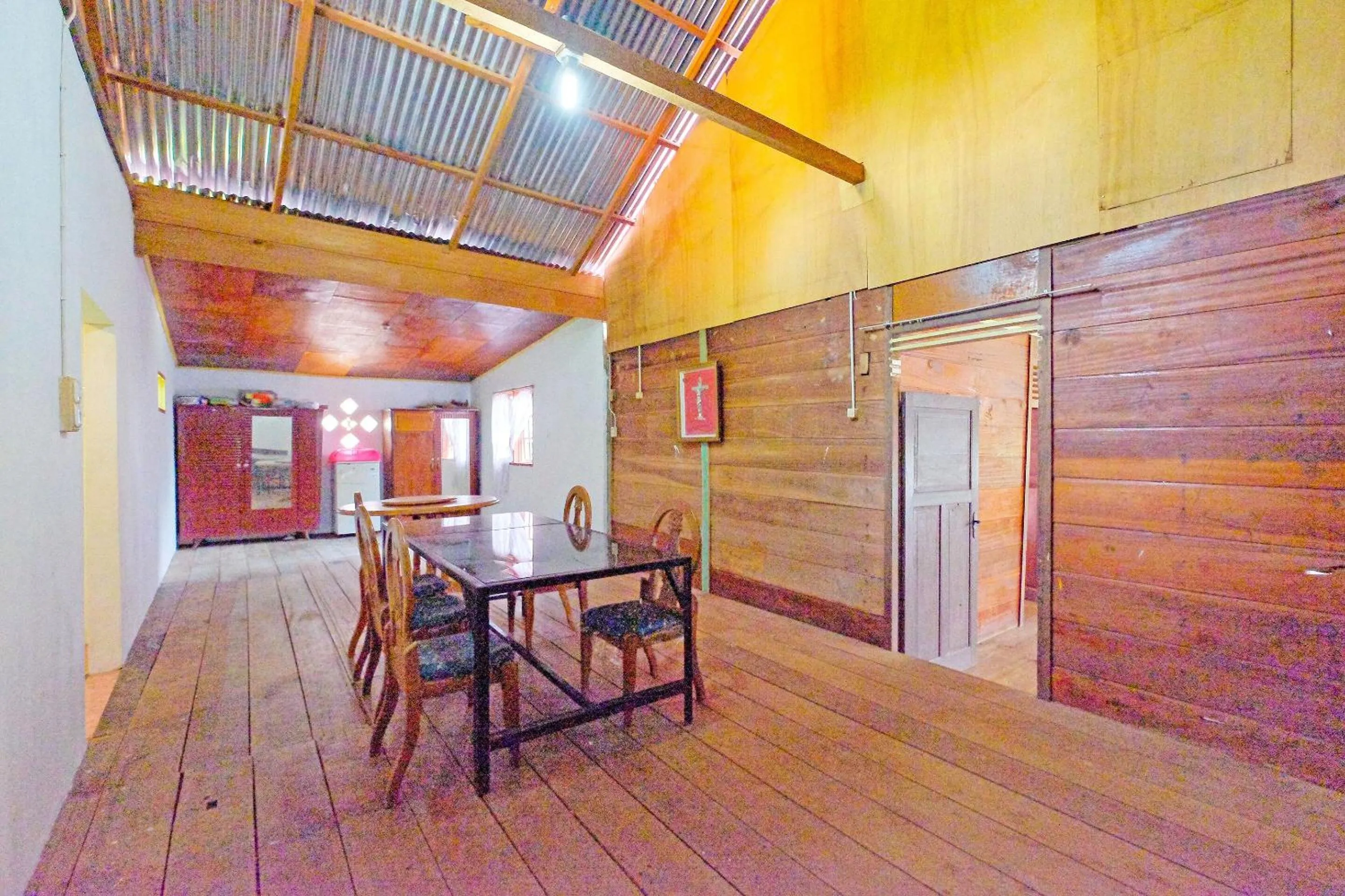 Lobby or reception in Hotel O Tatto Bara Homestay Near Tongkonan Payung Pangden