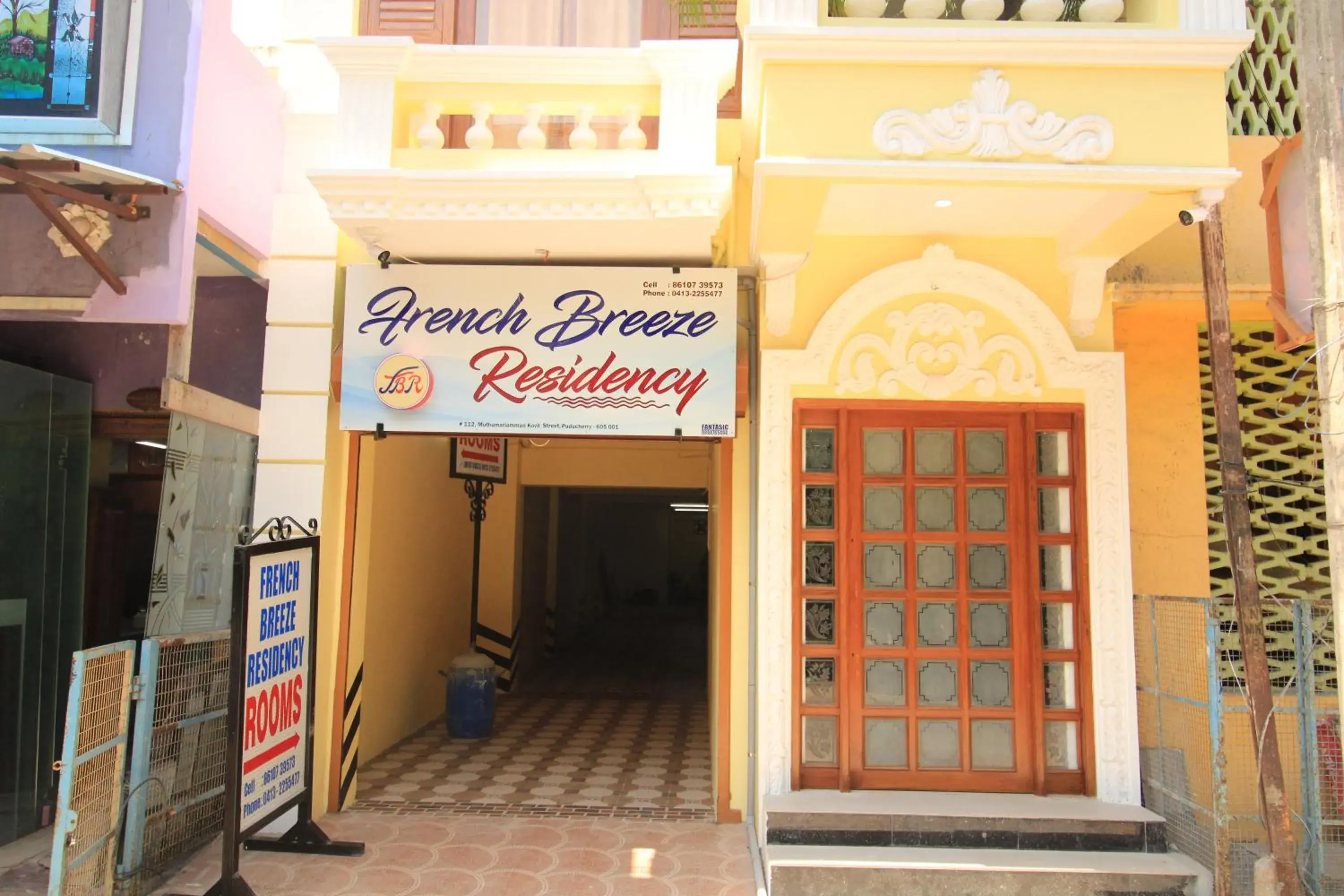 Property building in French Breeze Residency Property building in French Breeze Residency