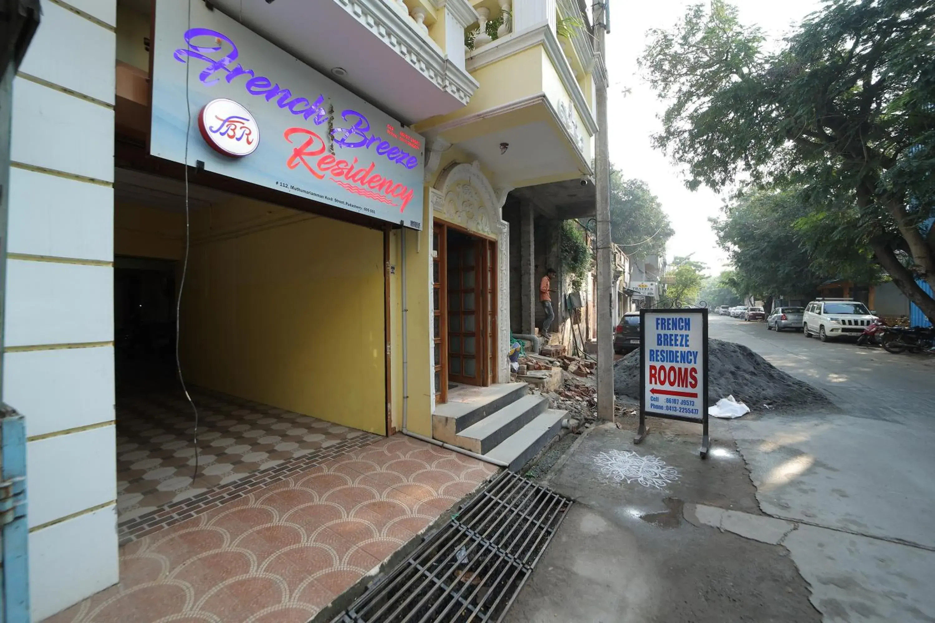 Street view in French Breeze Residency Street view in French Breeze Residency