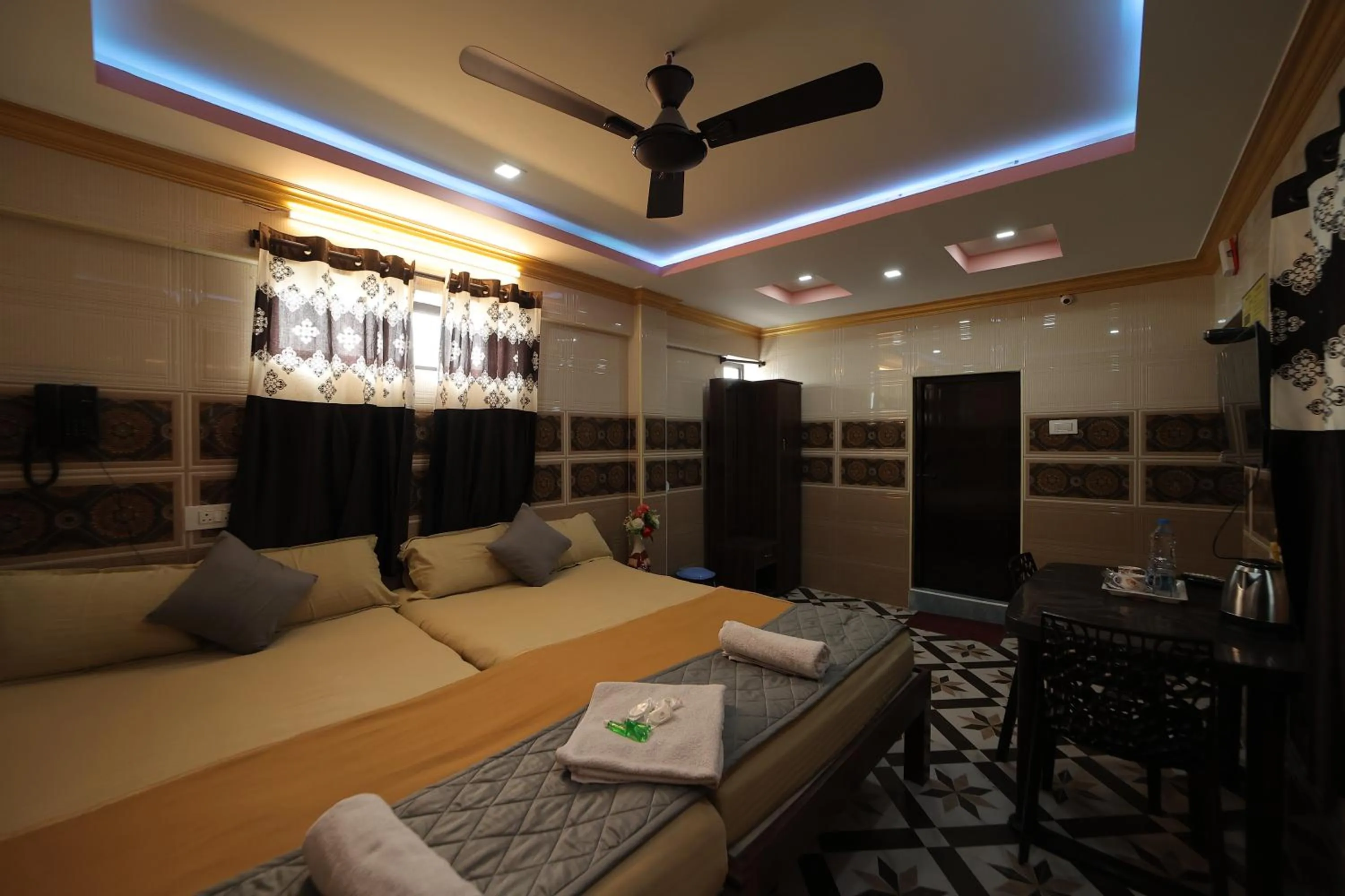 View (from property/room), Bed in French Breeze Residency