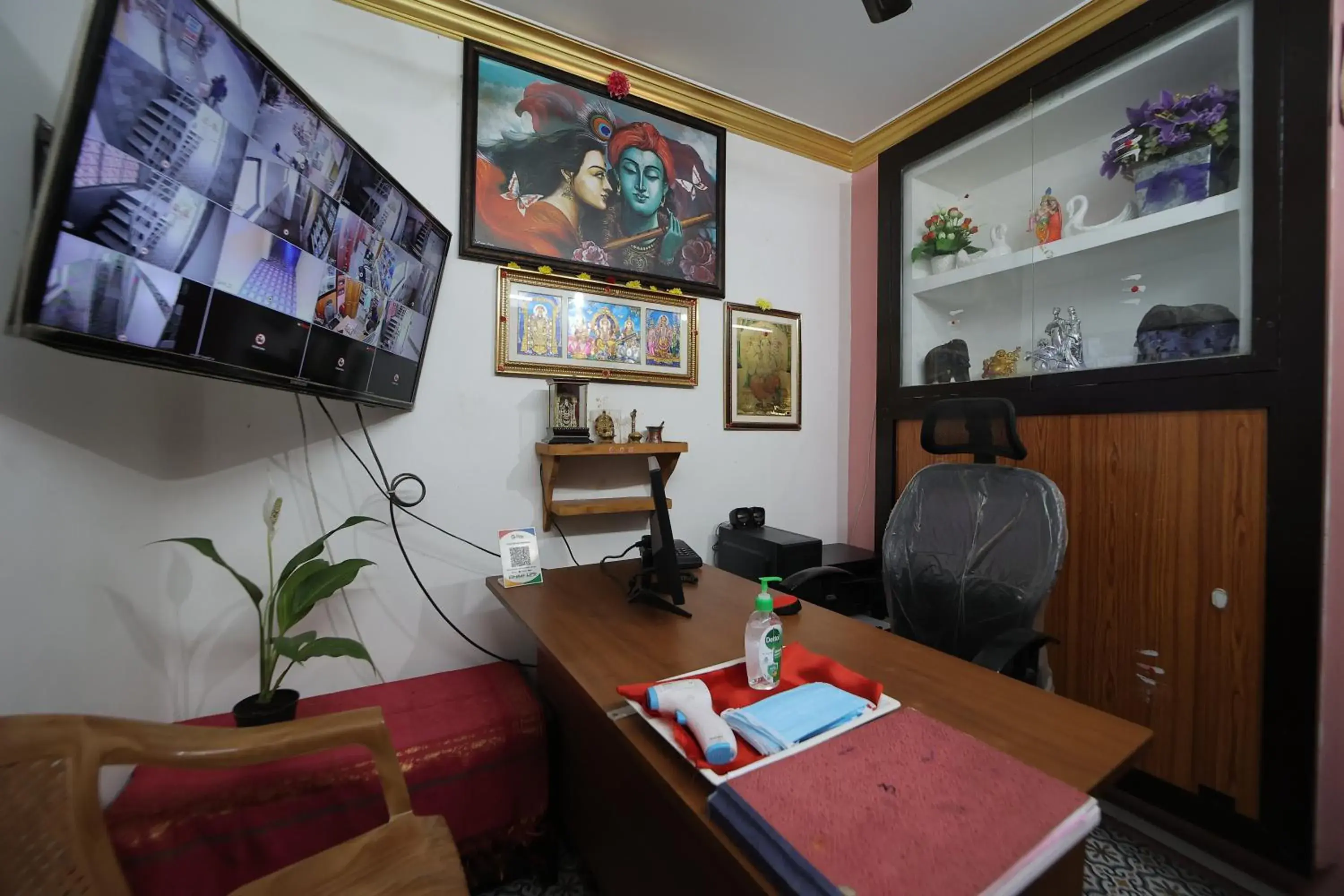 Property building in French Breeze Residency Property building in French Breeze Residency