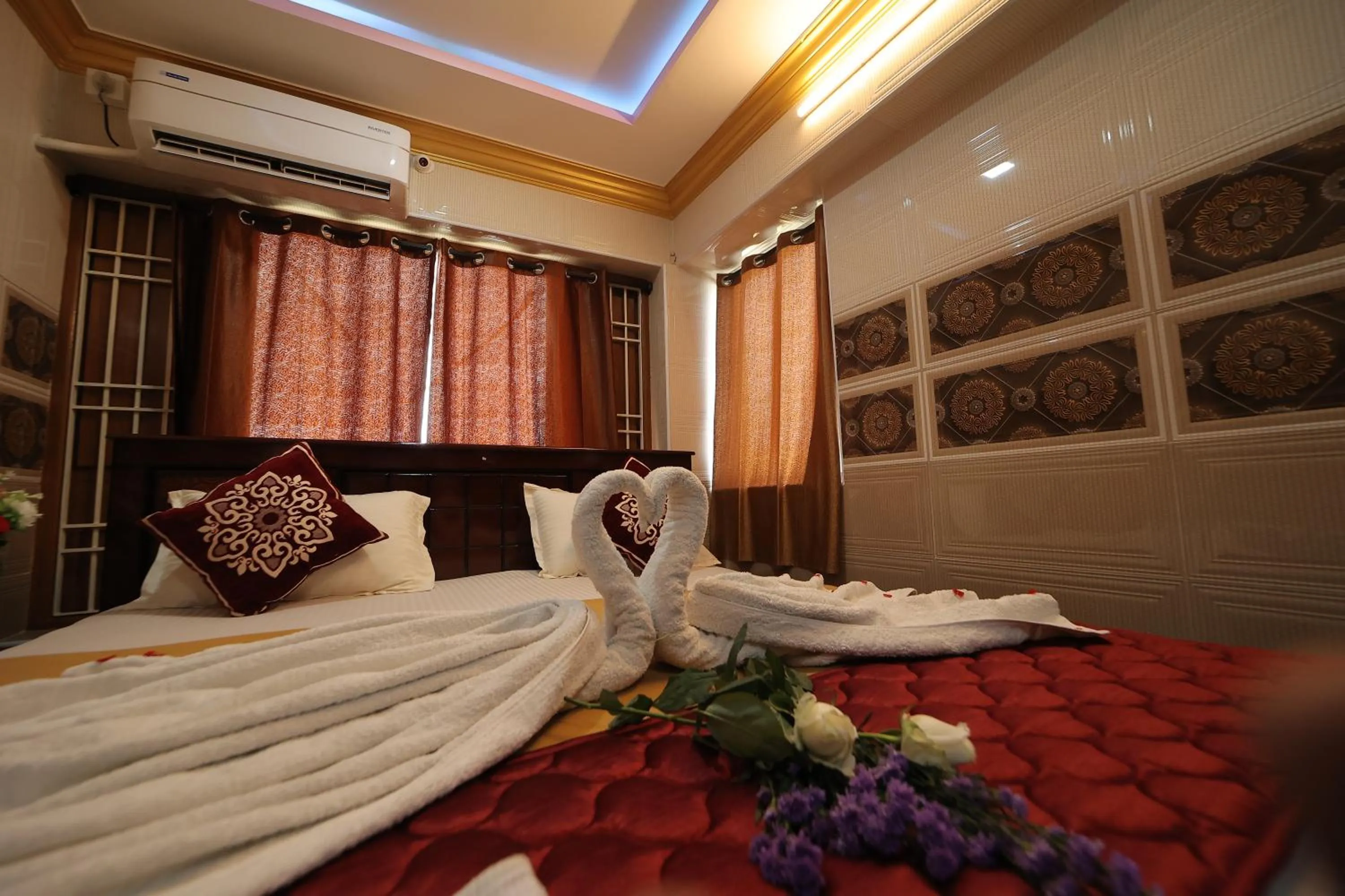 View (from property/room), Bed in French Breeze Residency