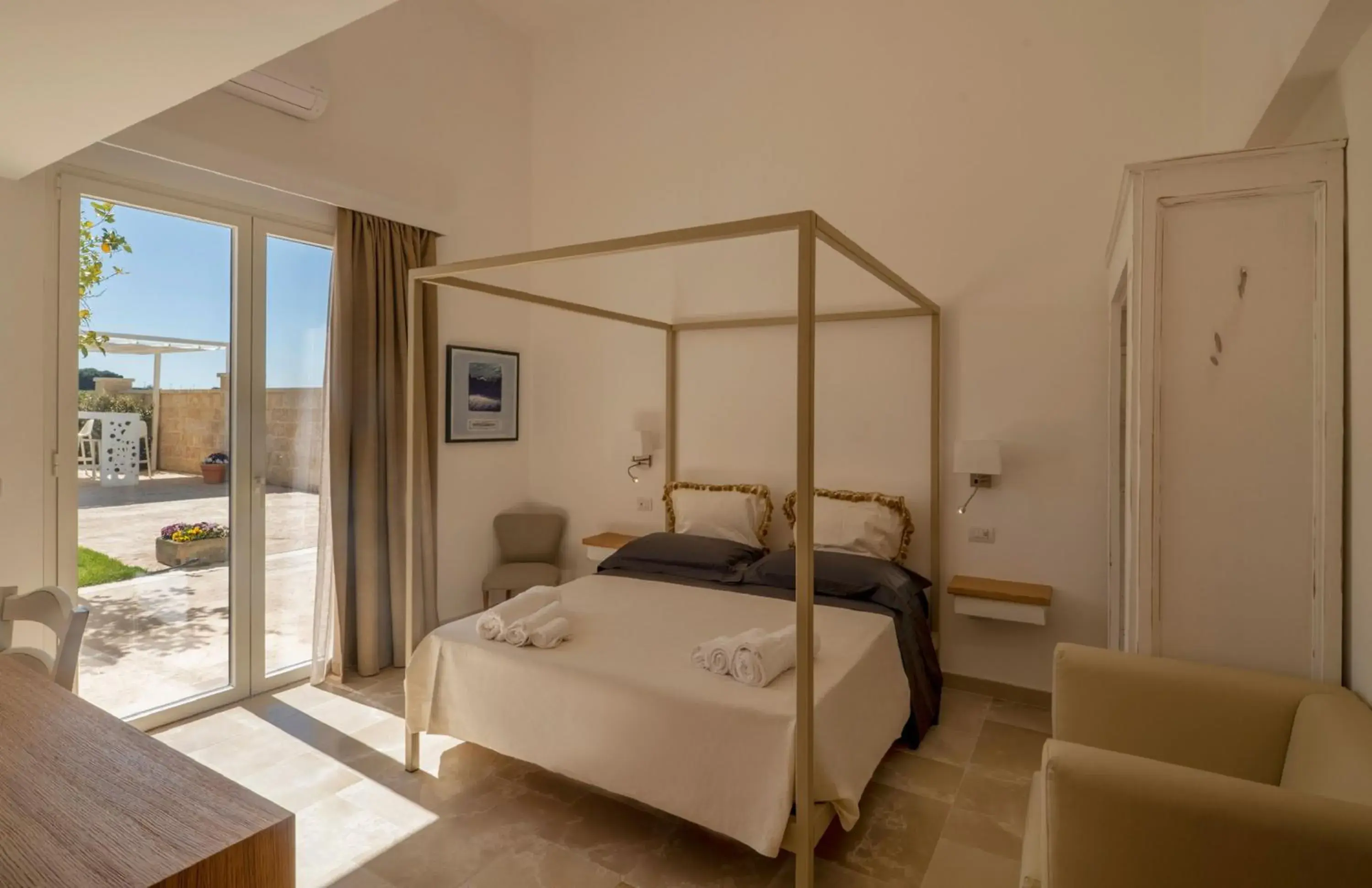 King Suite with Pool View in Dimora Oru King Suite with Pool View in Dimora Oru