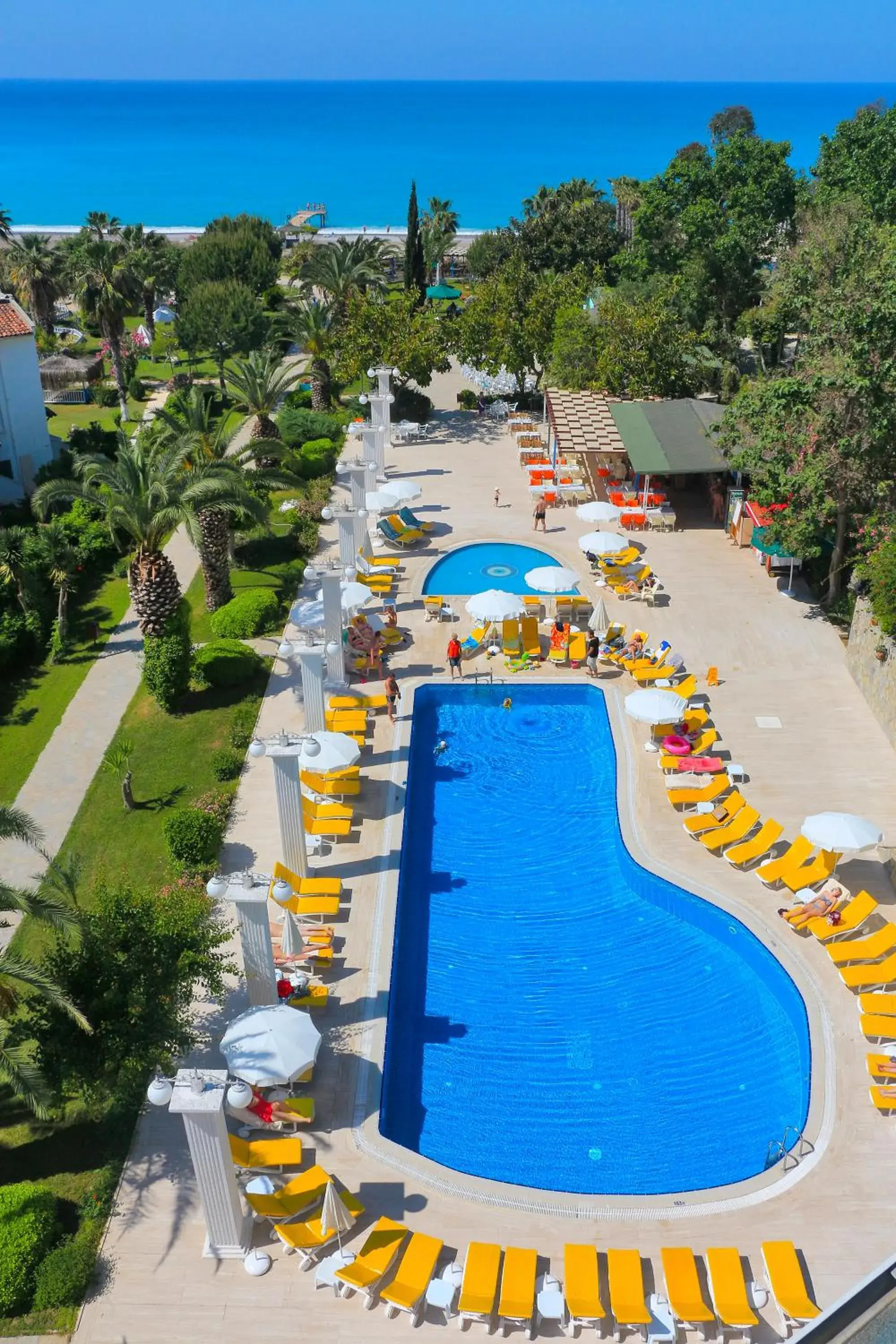 Pool view in CLUB AQUA PLAZA Pool view in CLUB AQUA PLAZA