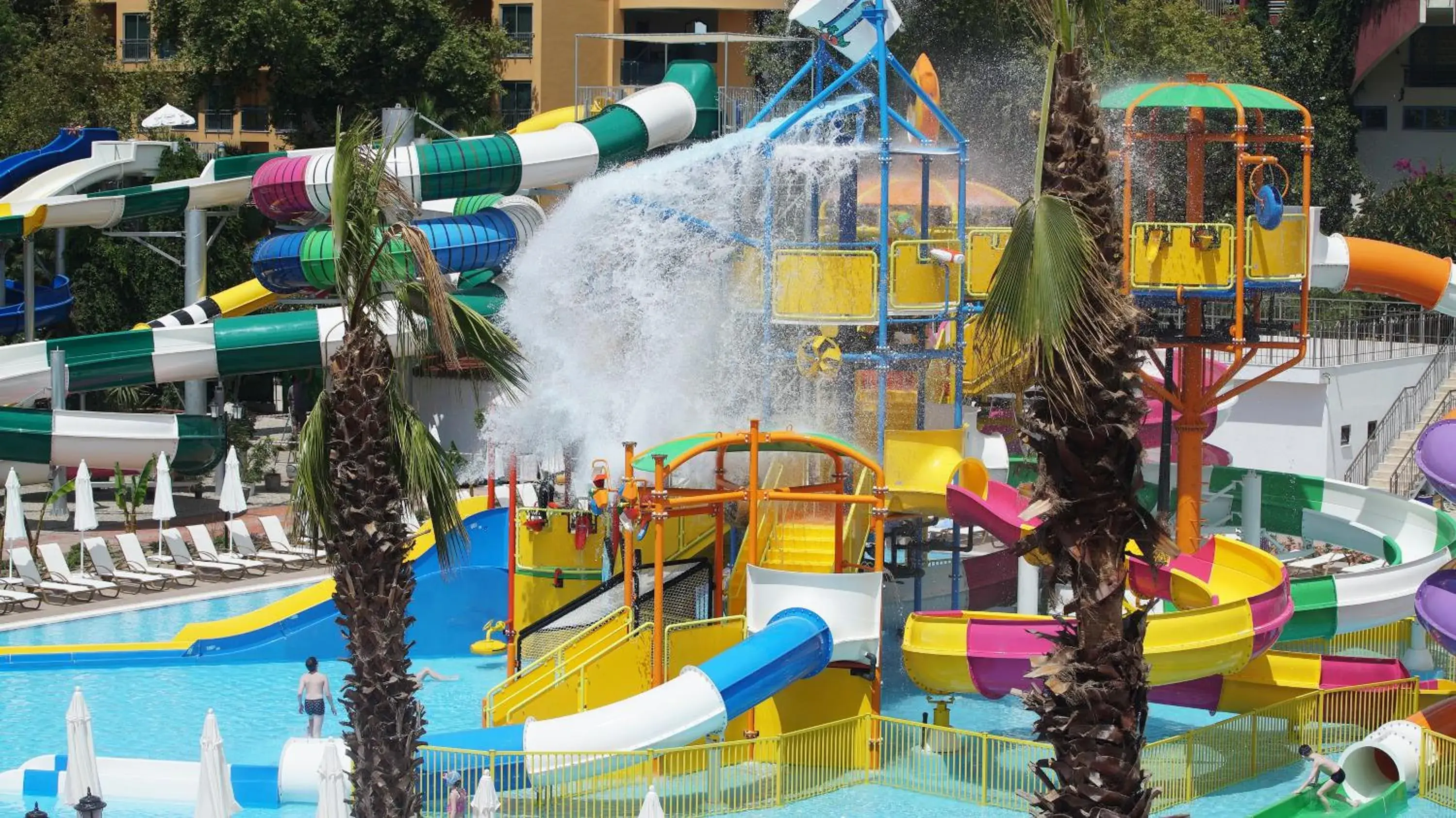 Pool view in CLUB AQUA PLAZA Pool view in CLUB AQUA PLAZA