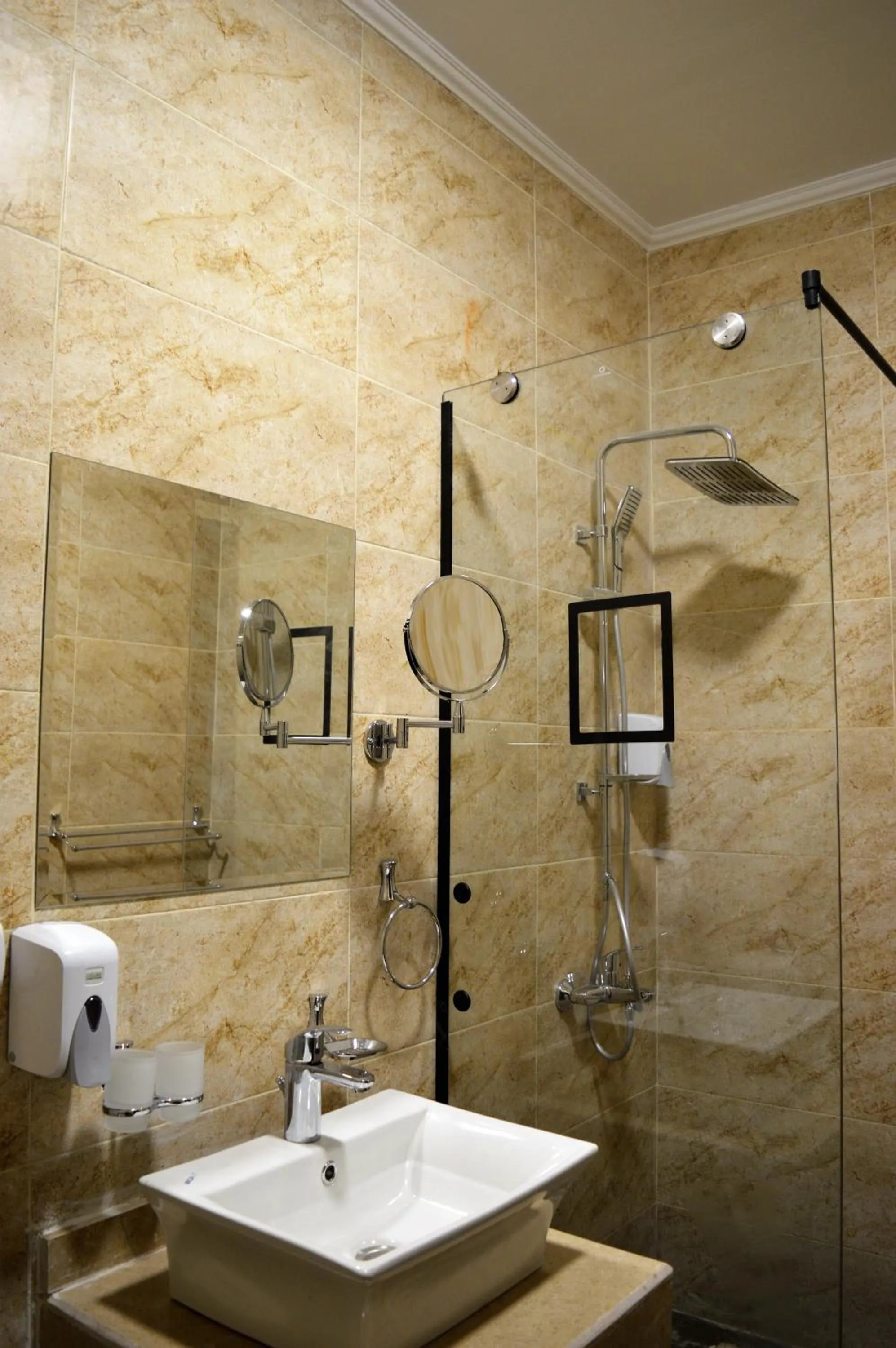 Bathroom in Nile Villa Hotel