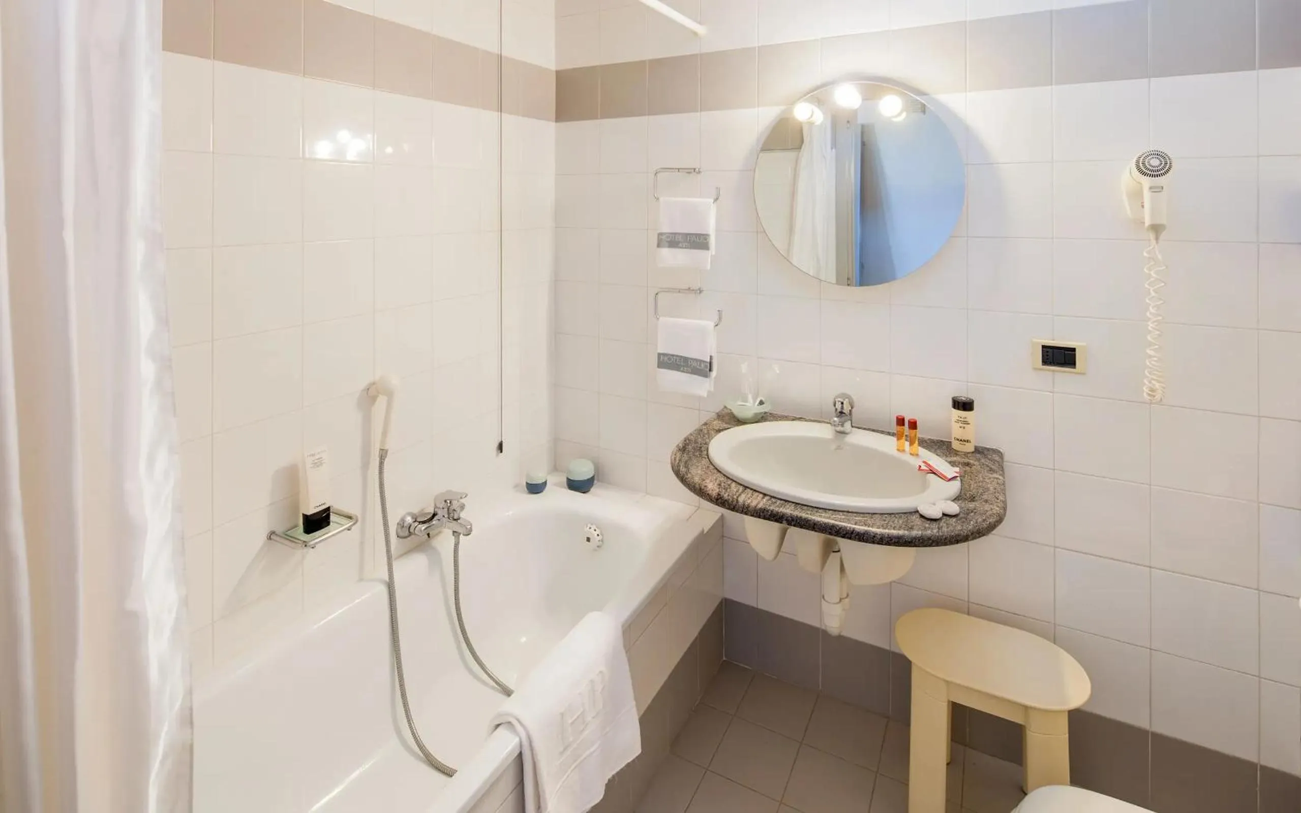 Bathroom in Phi Hotel Palio