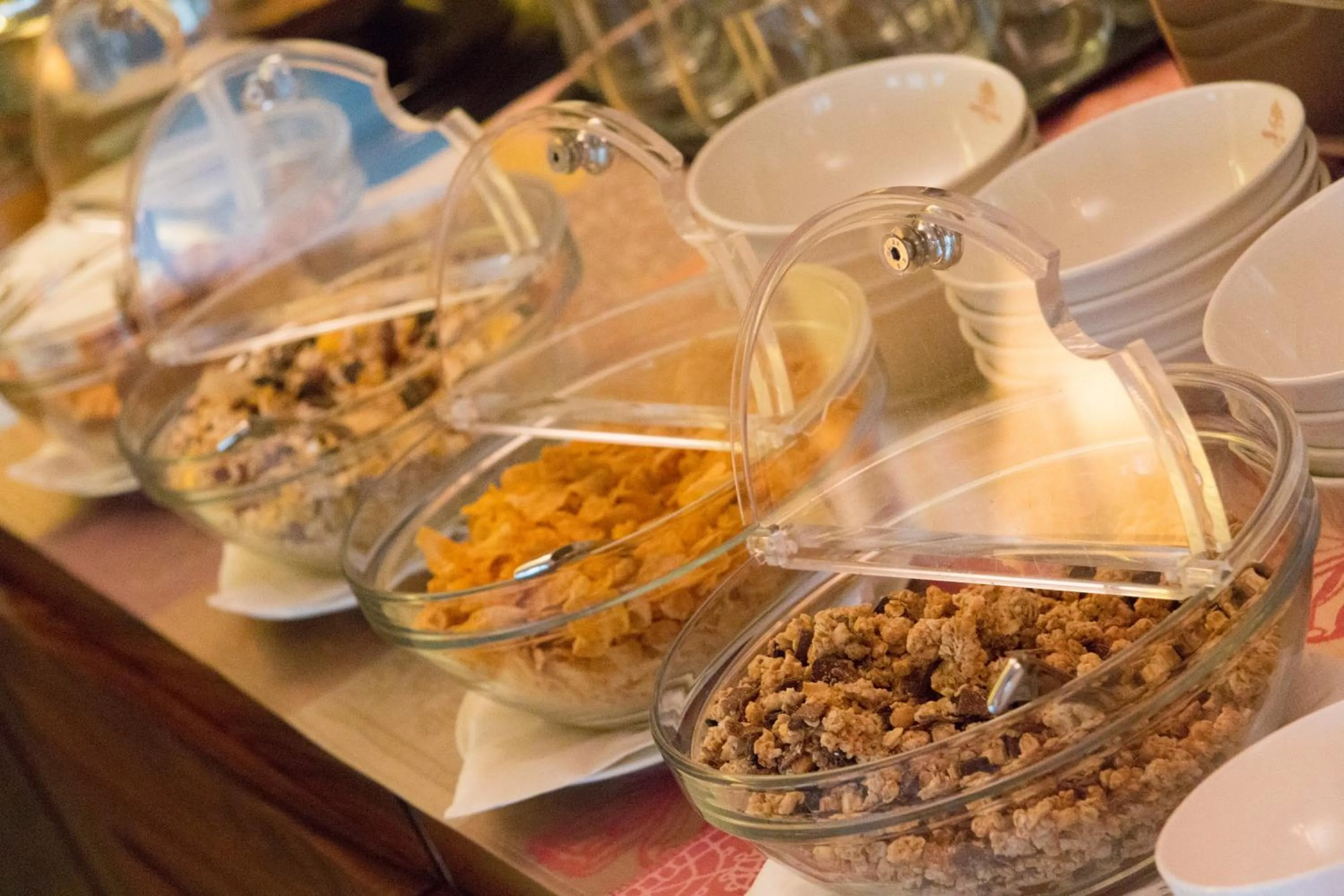 Restaurant/places to eat in Phi Hotel Palio