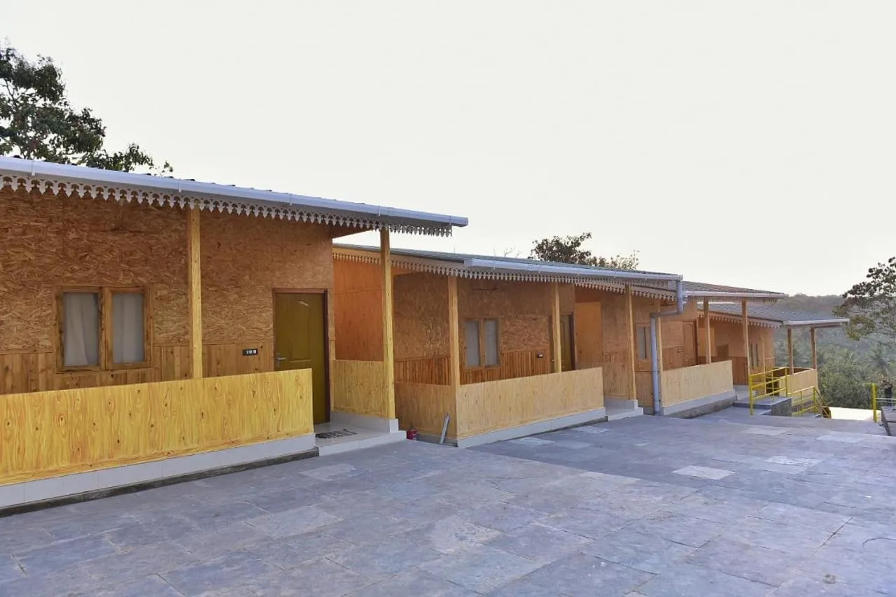 santanas wooden cottages